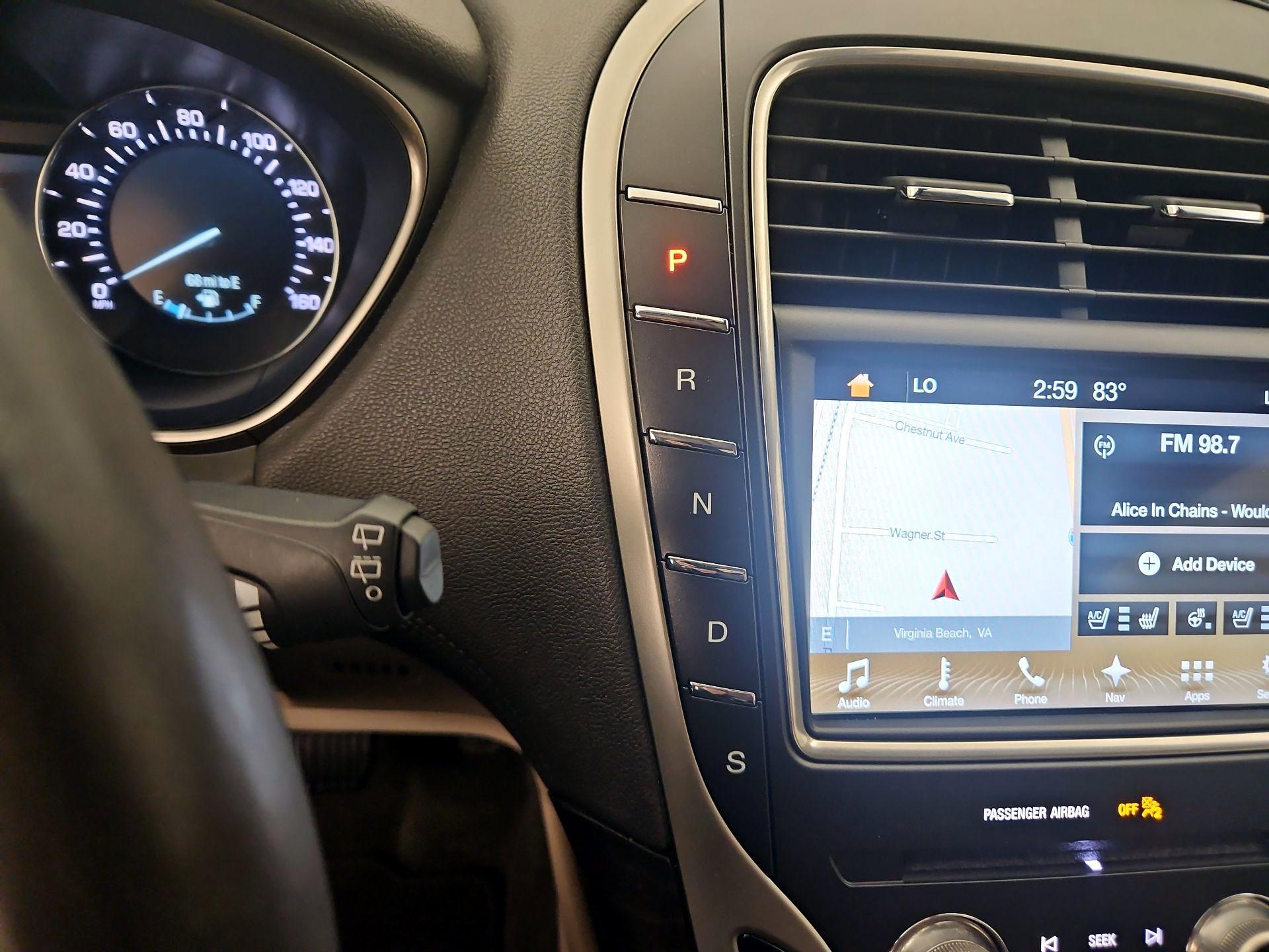 Thumbnail: 2017 Lincoln MKX - 18