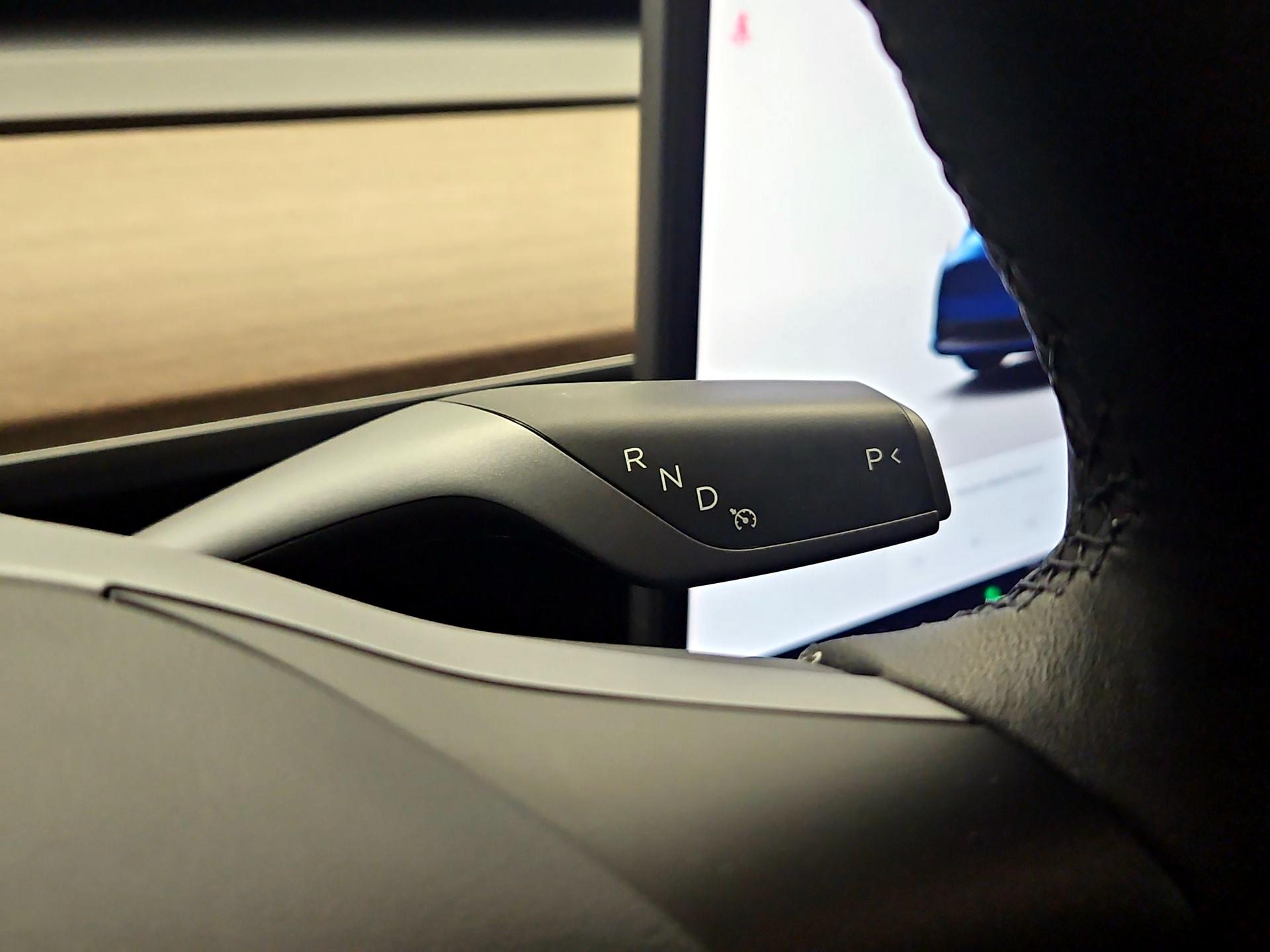 Thumbnail: 2022 Tesla Model Y - 17