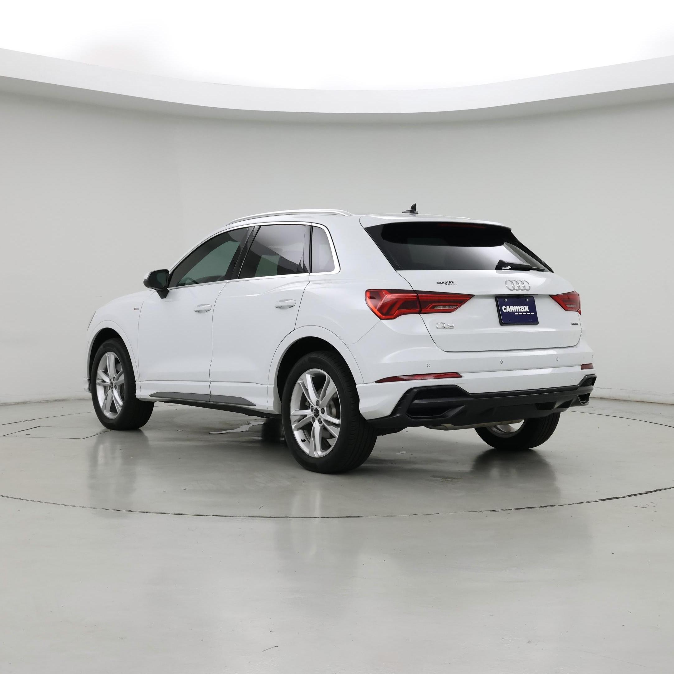 Thumbnail: 2022 Audi Q3 - 2