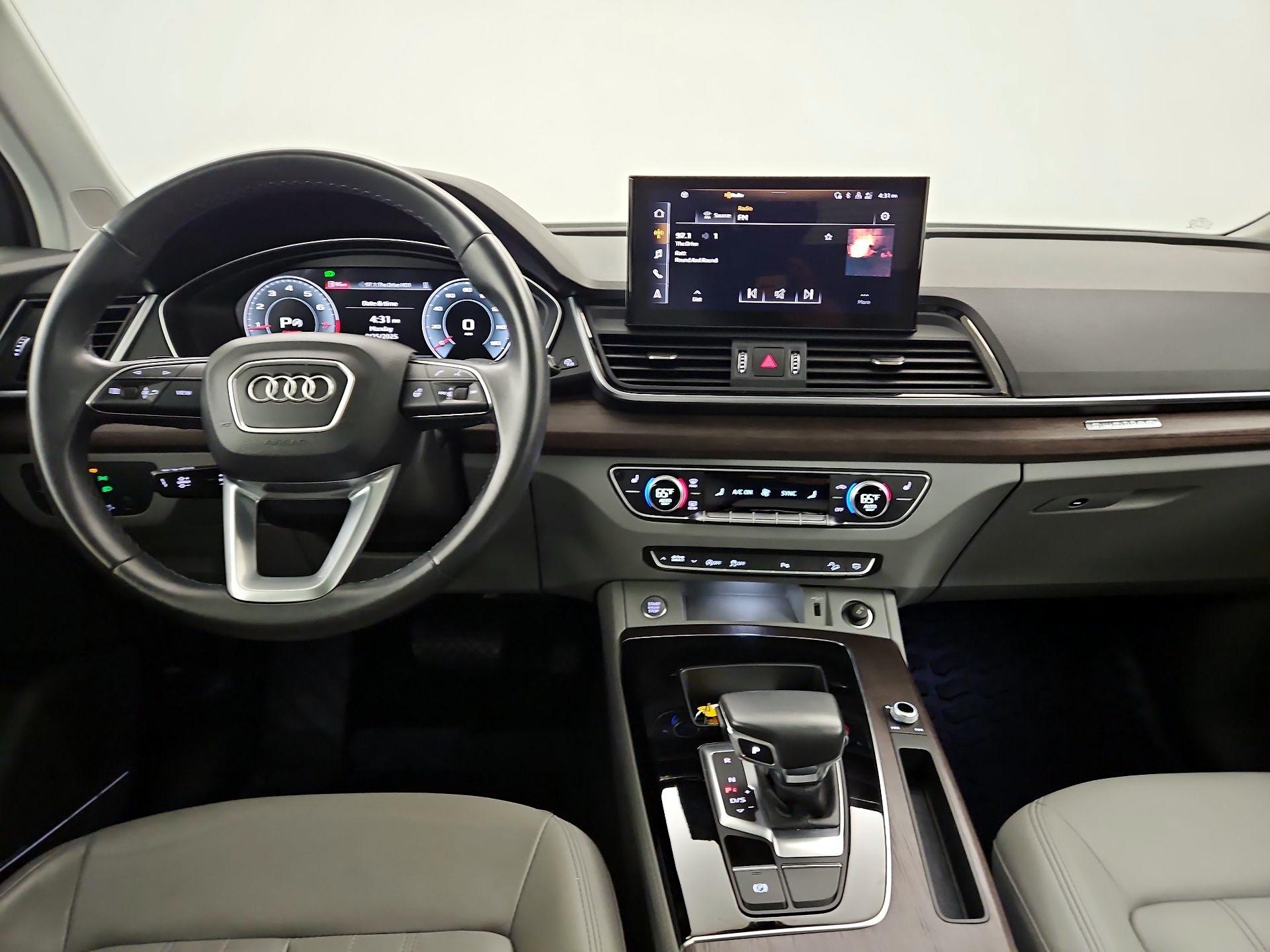 Thumbnail: 2022 Audi Q5 - 9