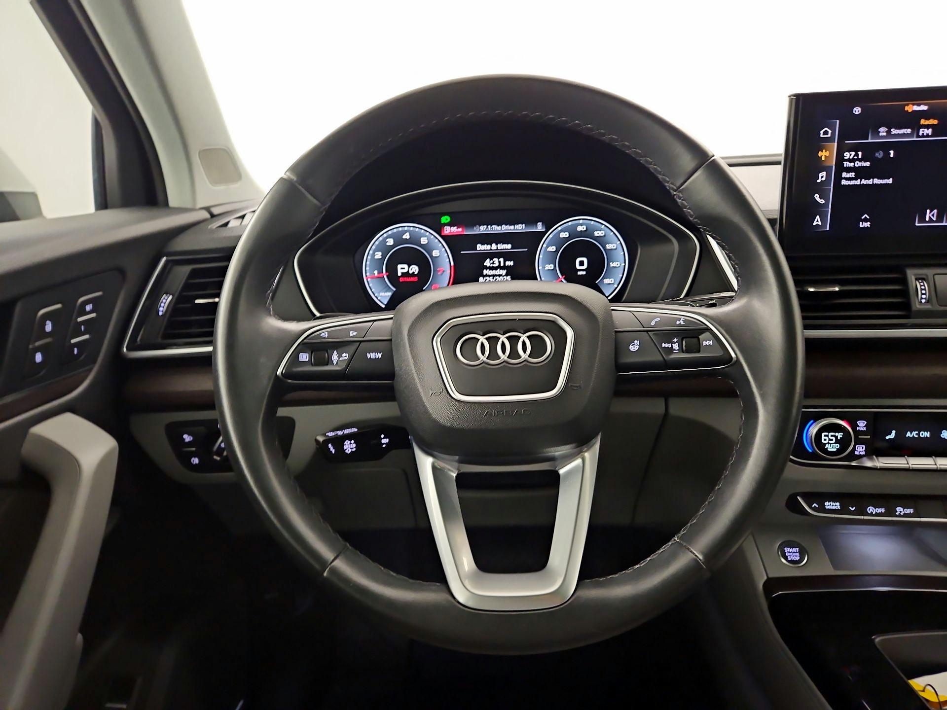 Thumbnail: 2022 Audi Q5 - 10