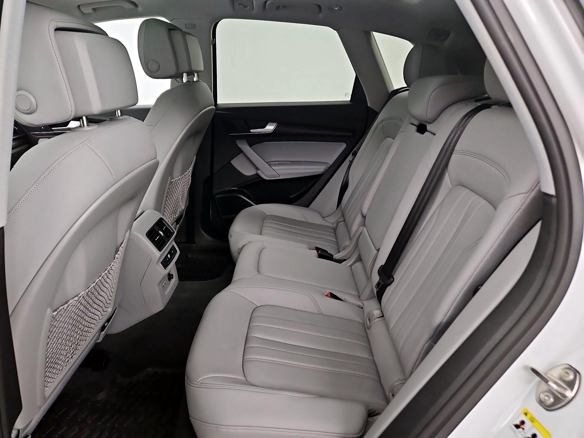 Thumbnail: 2022 Audi Q5 - 20