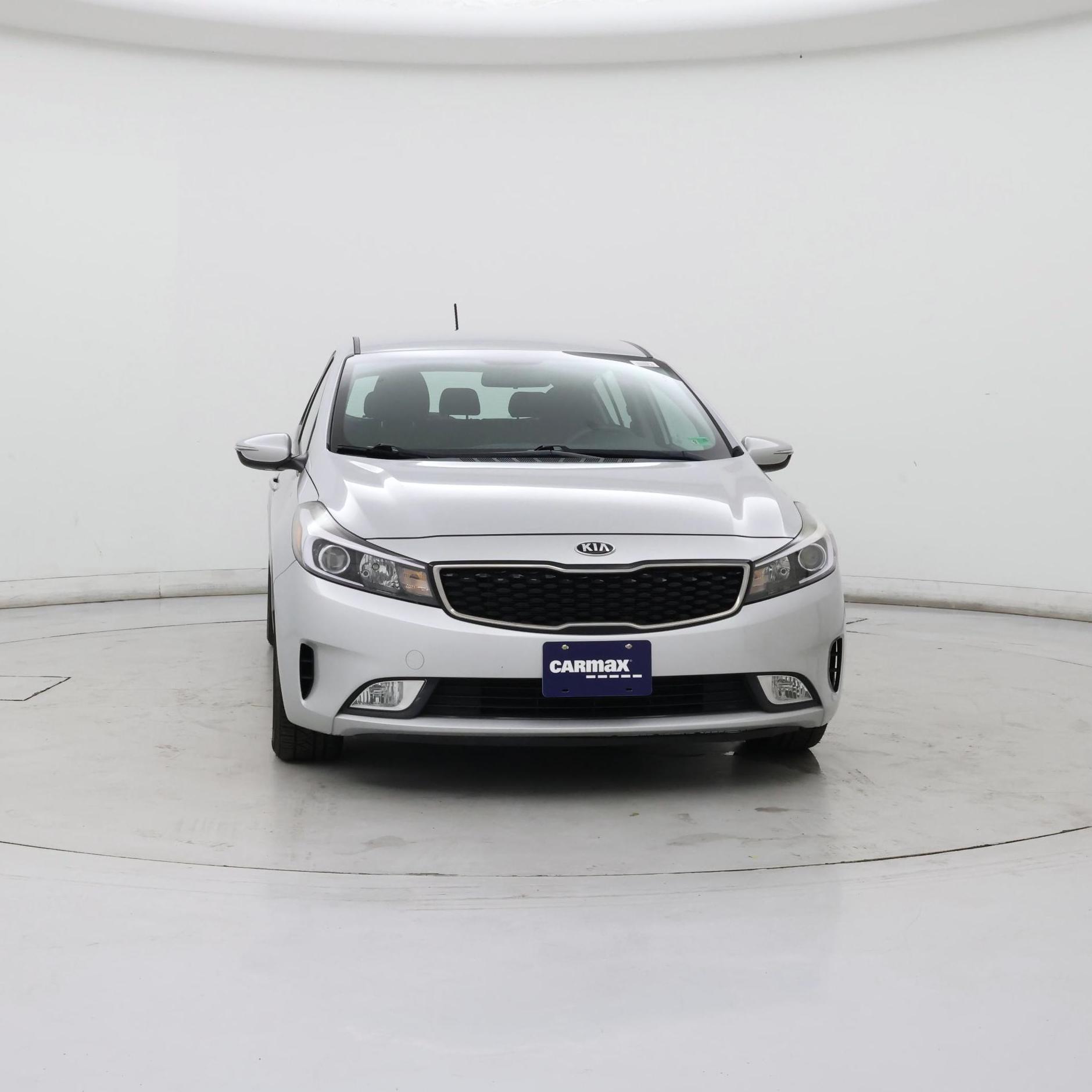 Thumbnail: 2017 Kia Forte - 5