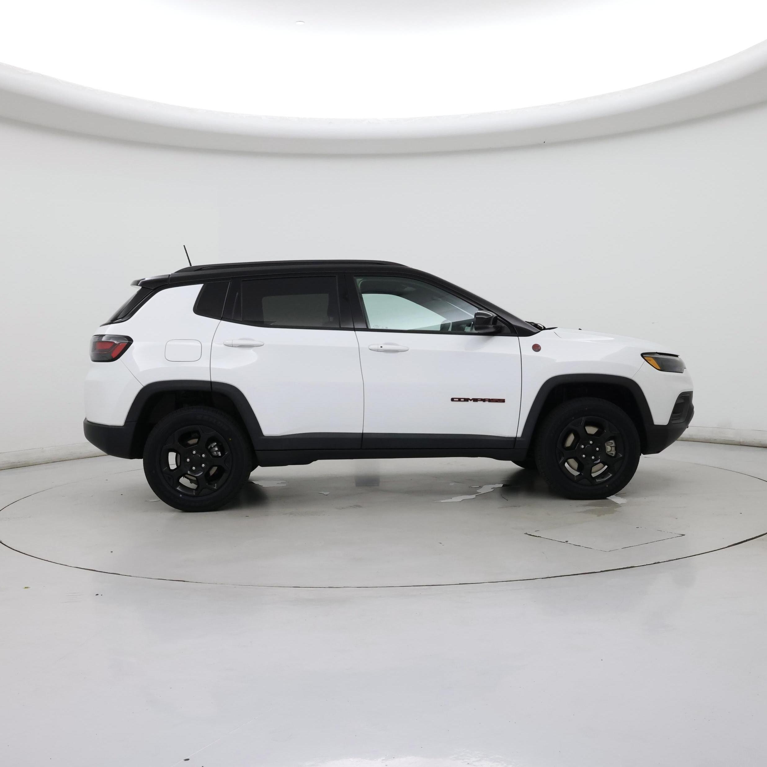 Thumbnail: 2023 Jeep Compass - 7