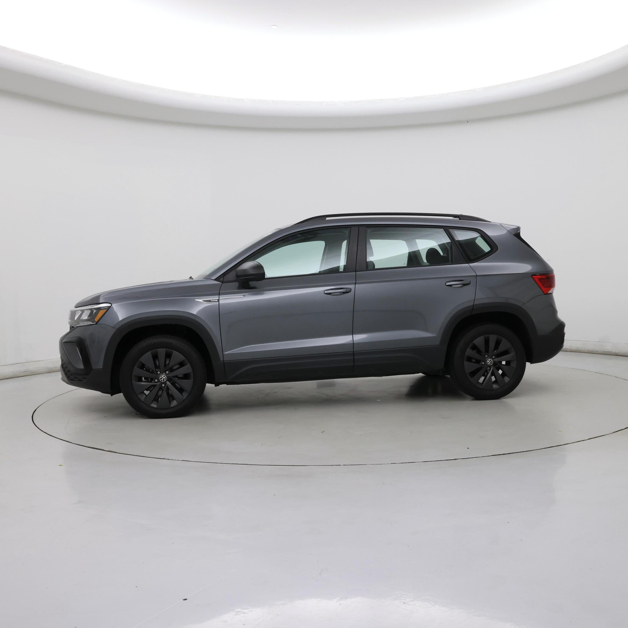 Thumbnail: 2024 Volkswagen Taos - 3