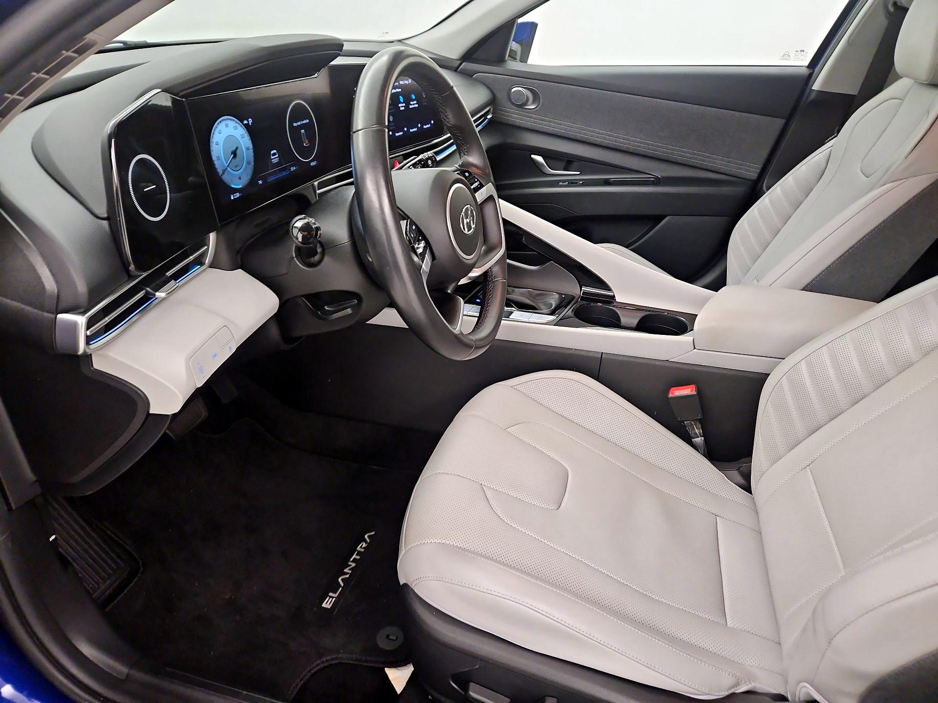 Thumbnail: 2021 Hyundai Elantra - 11