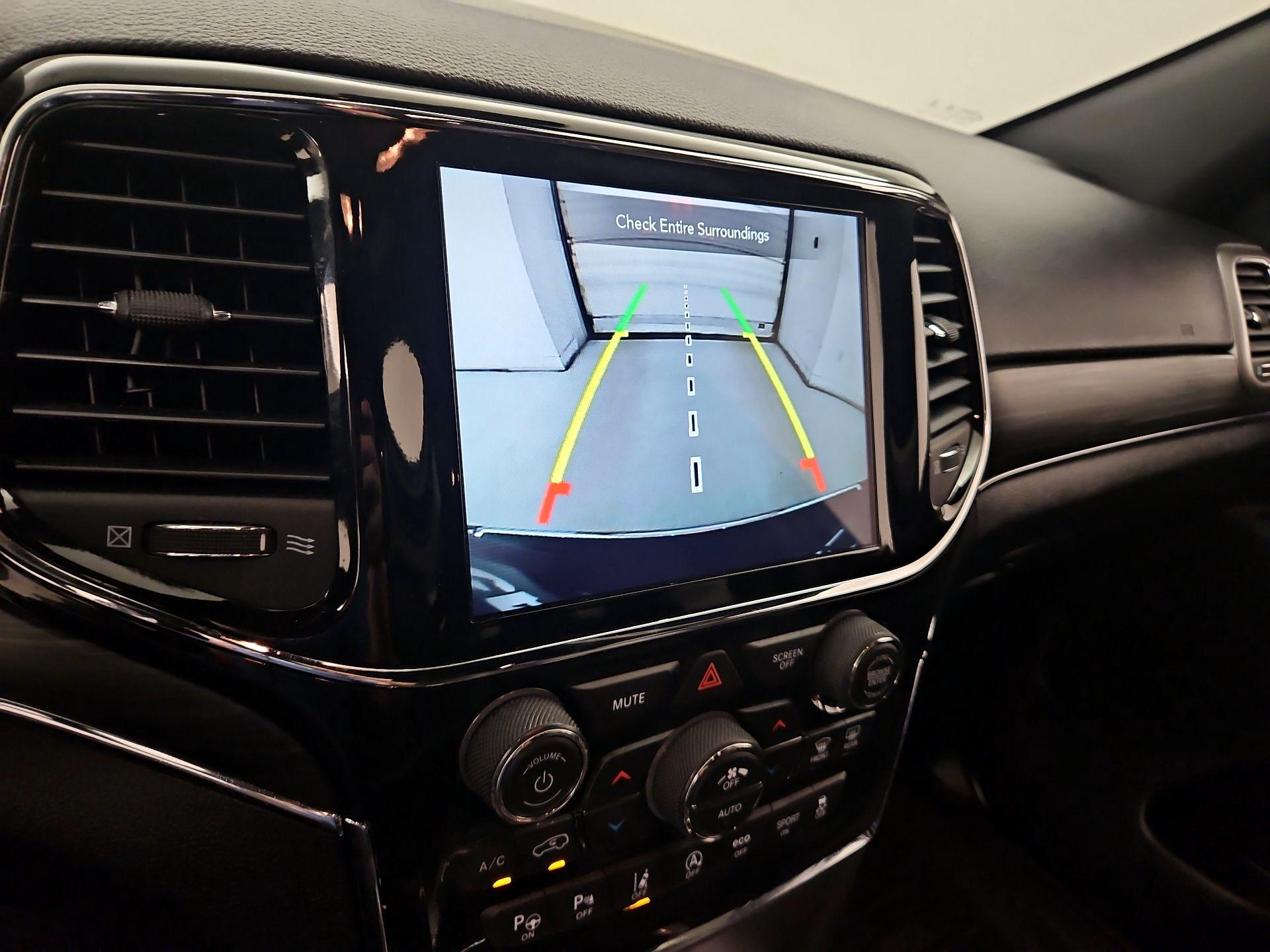 Thumbnail: 2021 Jeep Grand Cherokee - 15