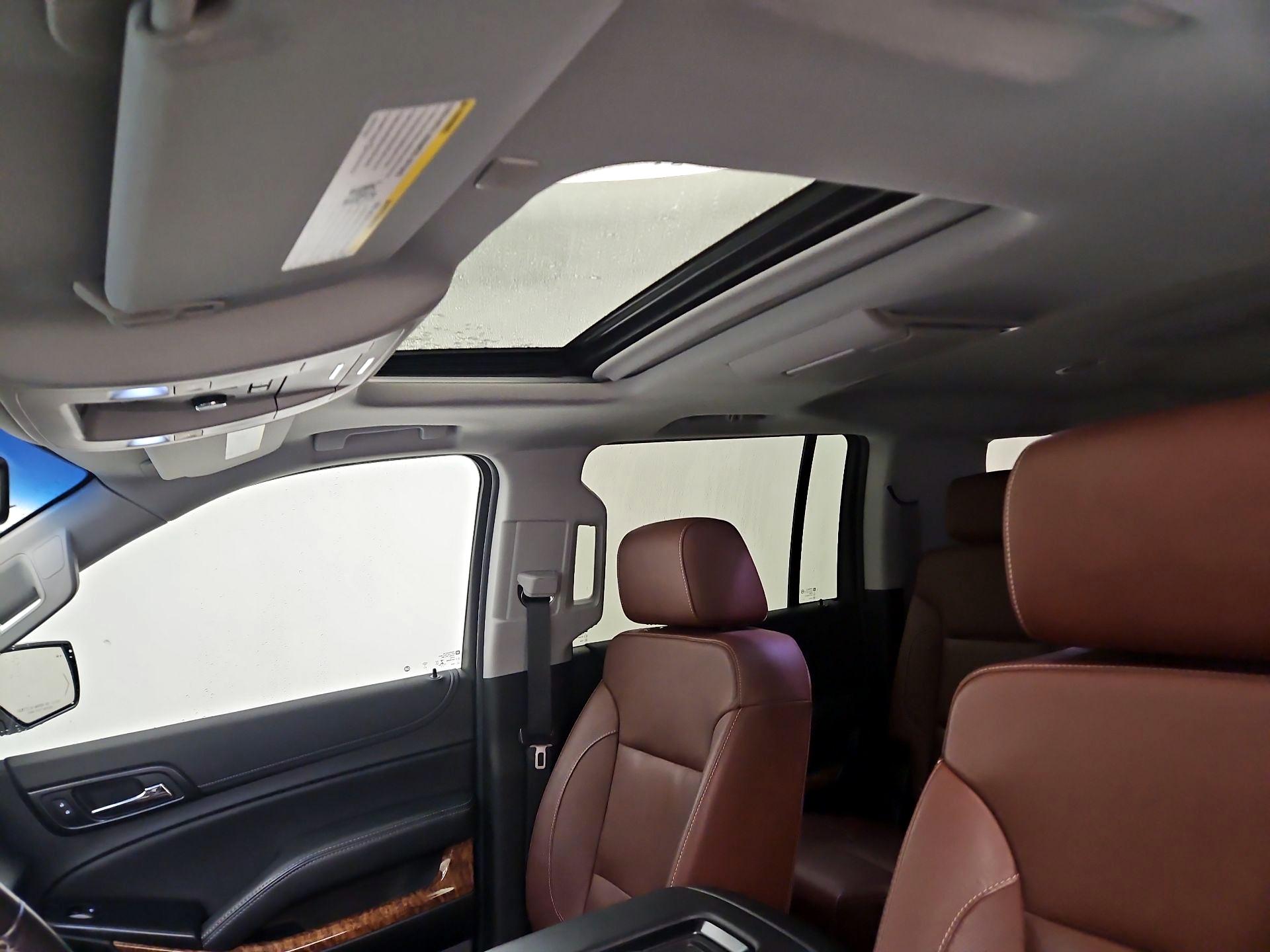 Thumbnail: 2019 Chevrolet Suburban - 20