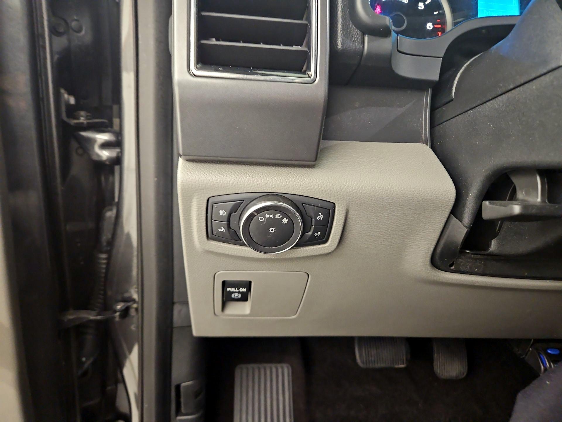 Thumbnail: 2018 Ford F-150 - 13