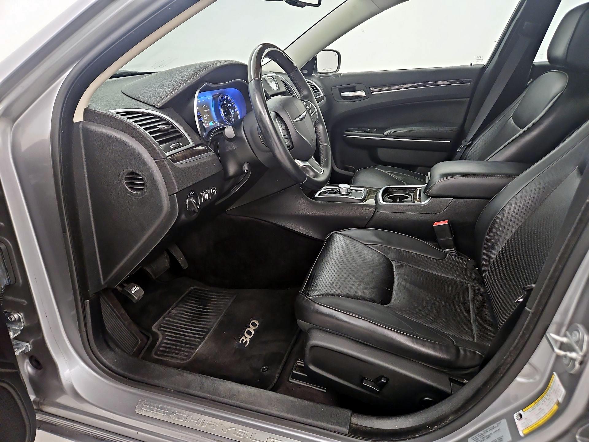 Thumbnail: 2016 Chrysler 300 - 11
