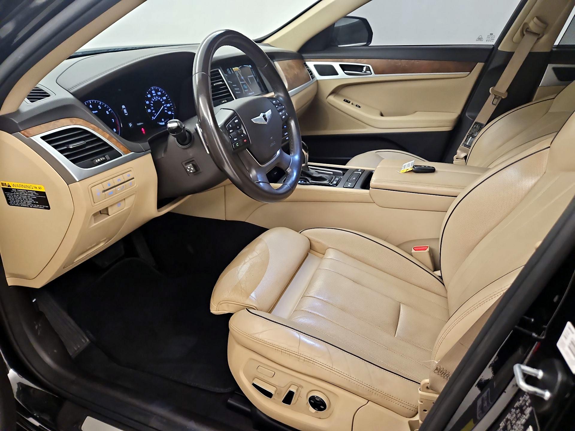 Thumbnail: 2015 Hyundai Genesis - 11