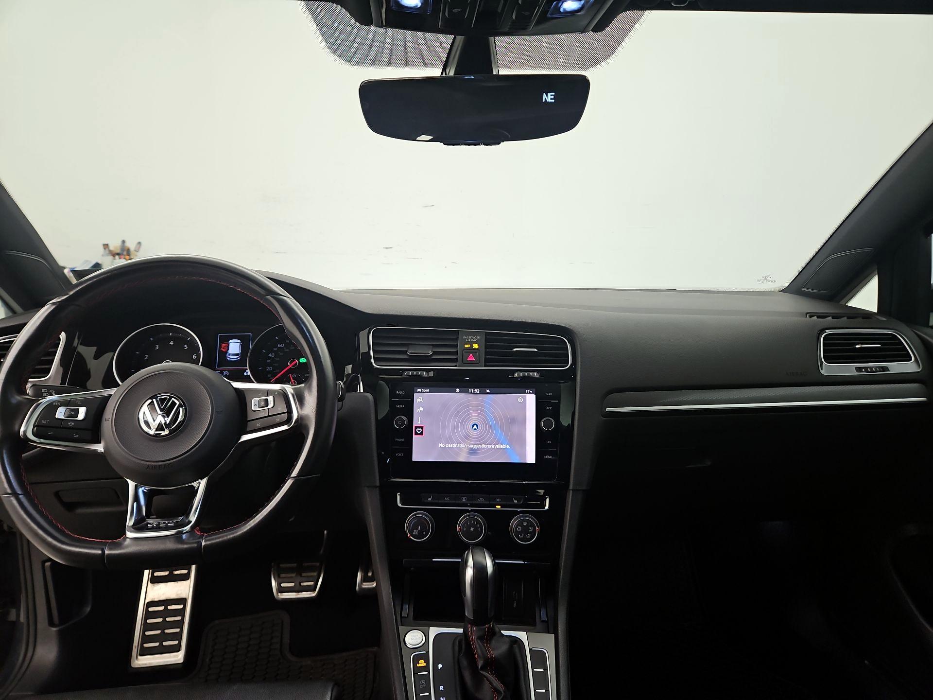Thumbnail: 2021 Volkswagen Golf - 9