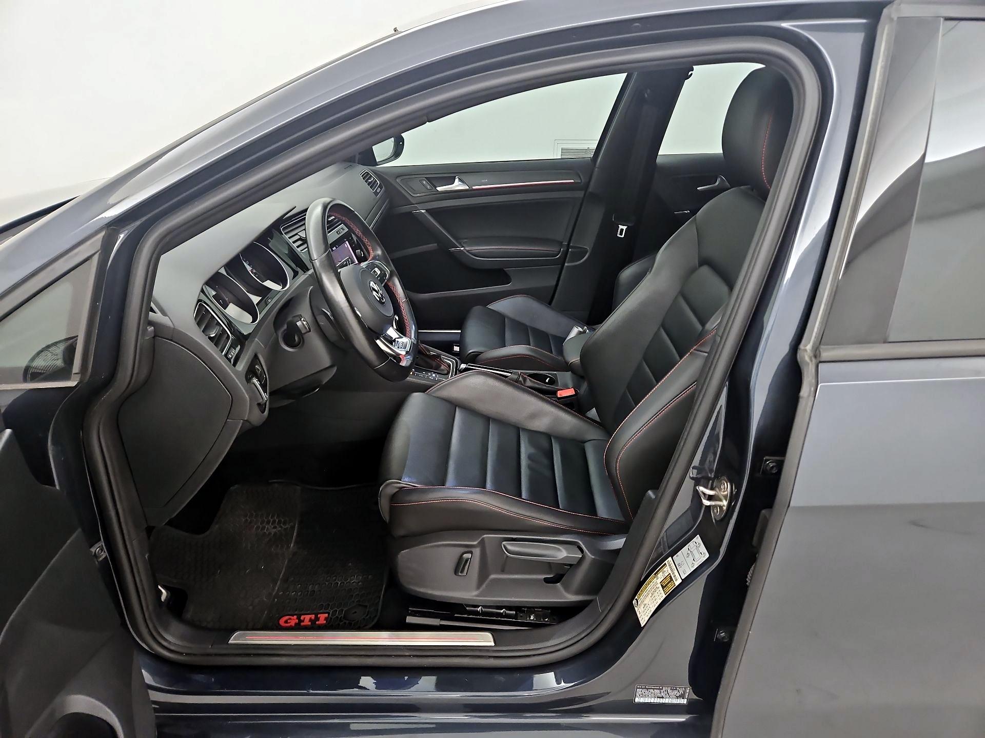 Thumbnail: 2021 Volkswagen Golf - 11