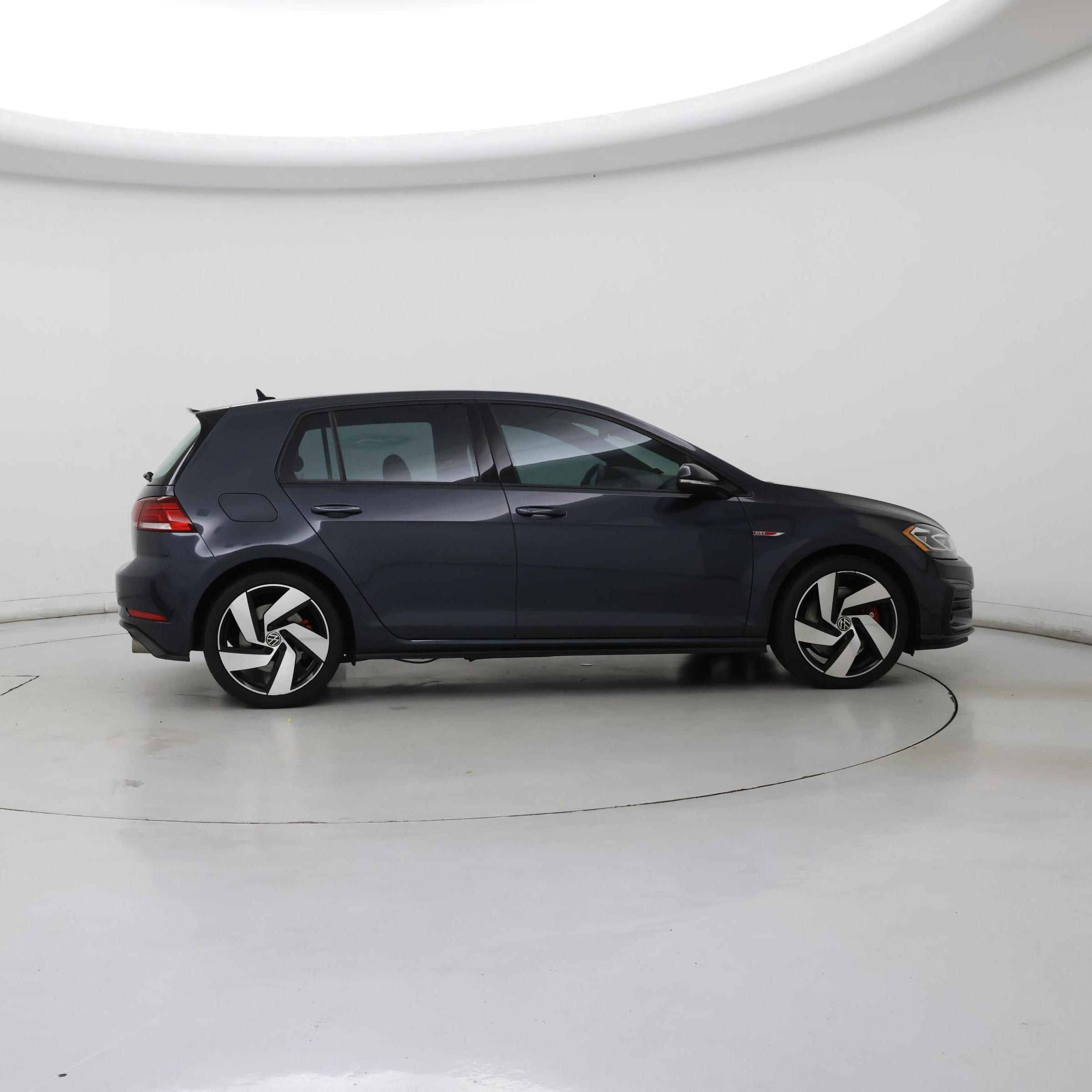 Thumbnail: 2021 Volkswagen Golf - 7