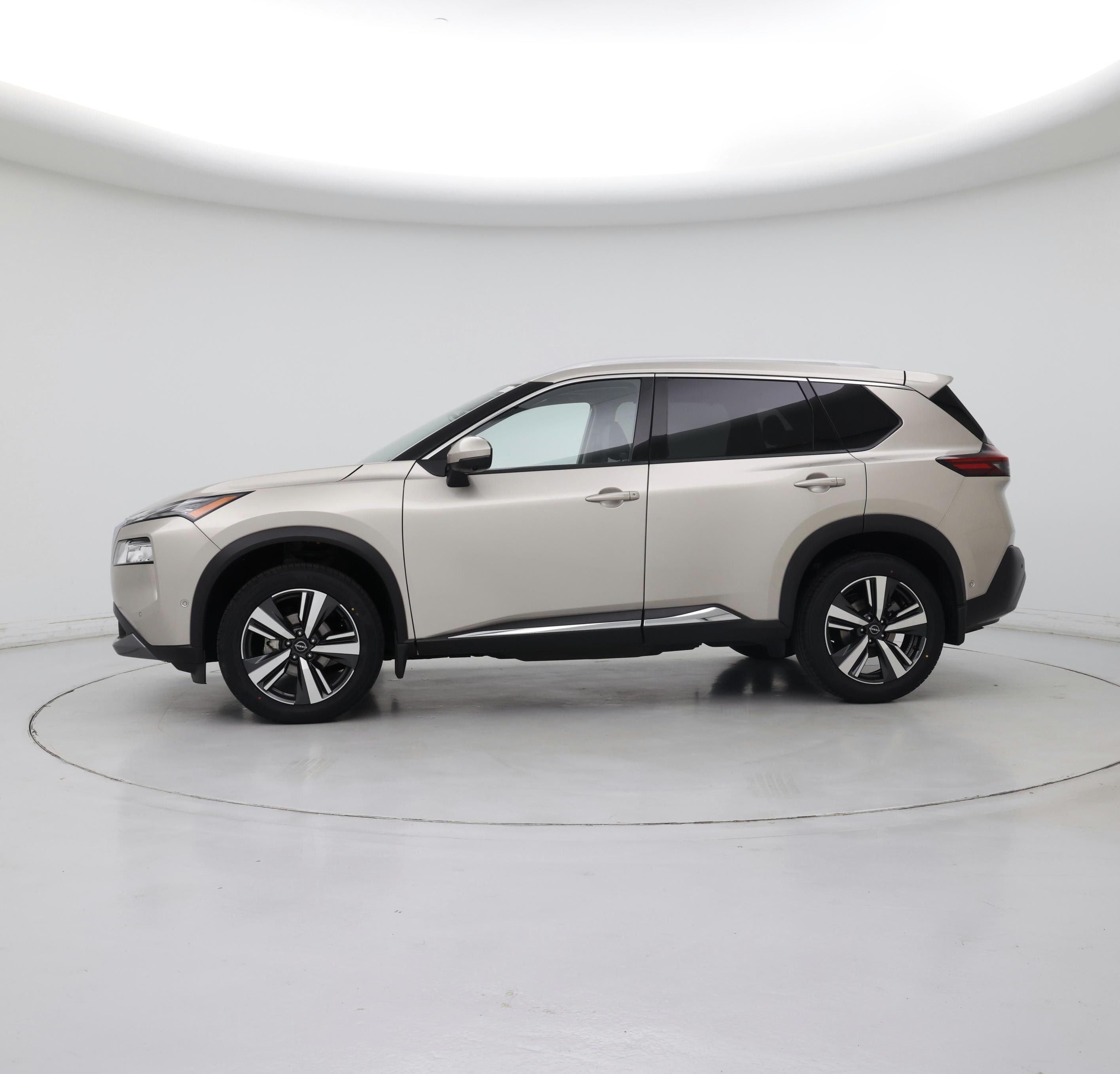 Thumbnail: 2022 Nissan Rogue - 3