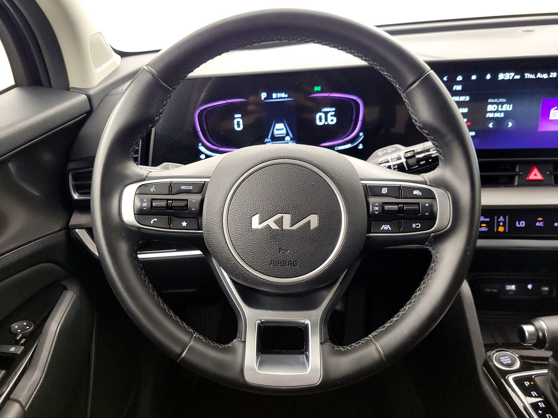 Thumbnail: 2023 Kia Sportage - 10
