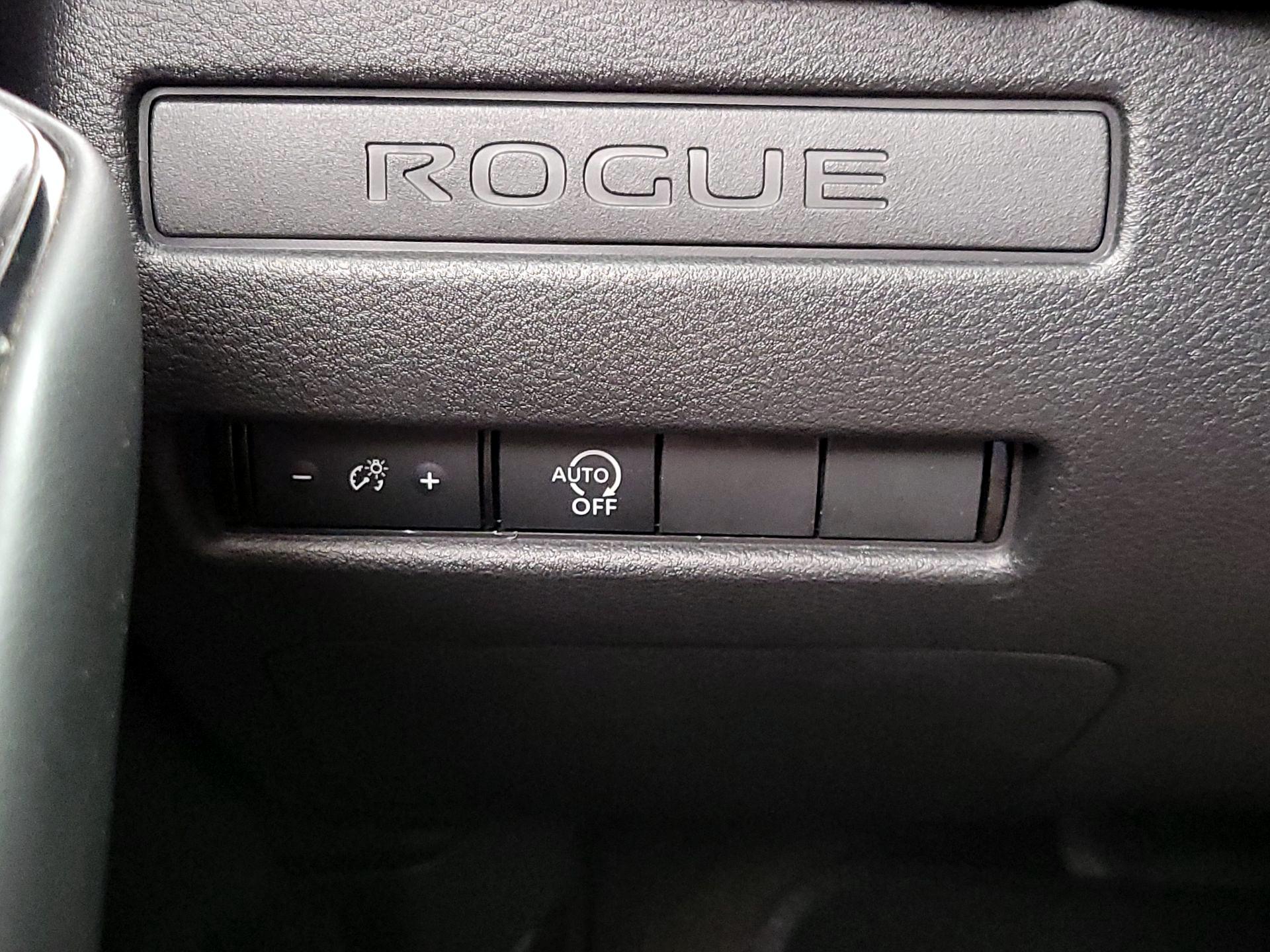 Thumbnail: 2023 Nissan Rogue - 13