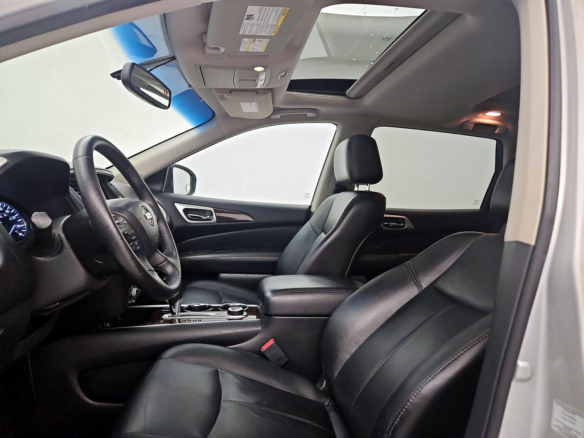 Thumbnail: 2014 Nissan Pathfinder - 19