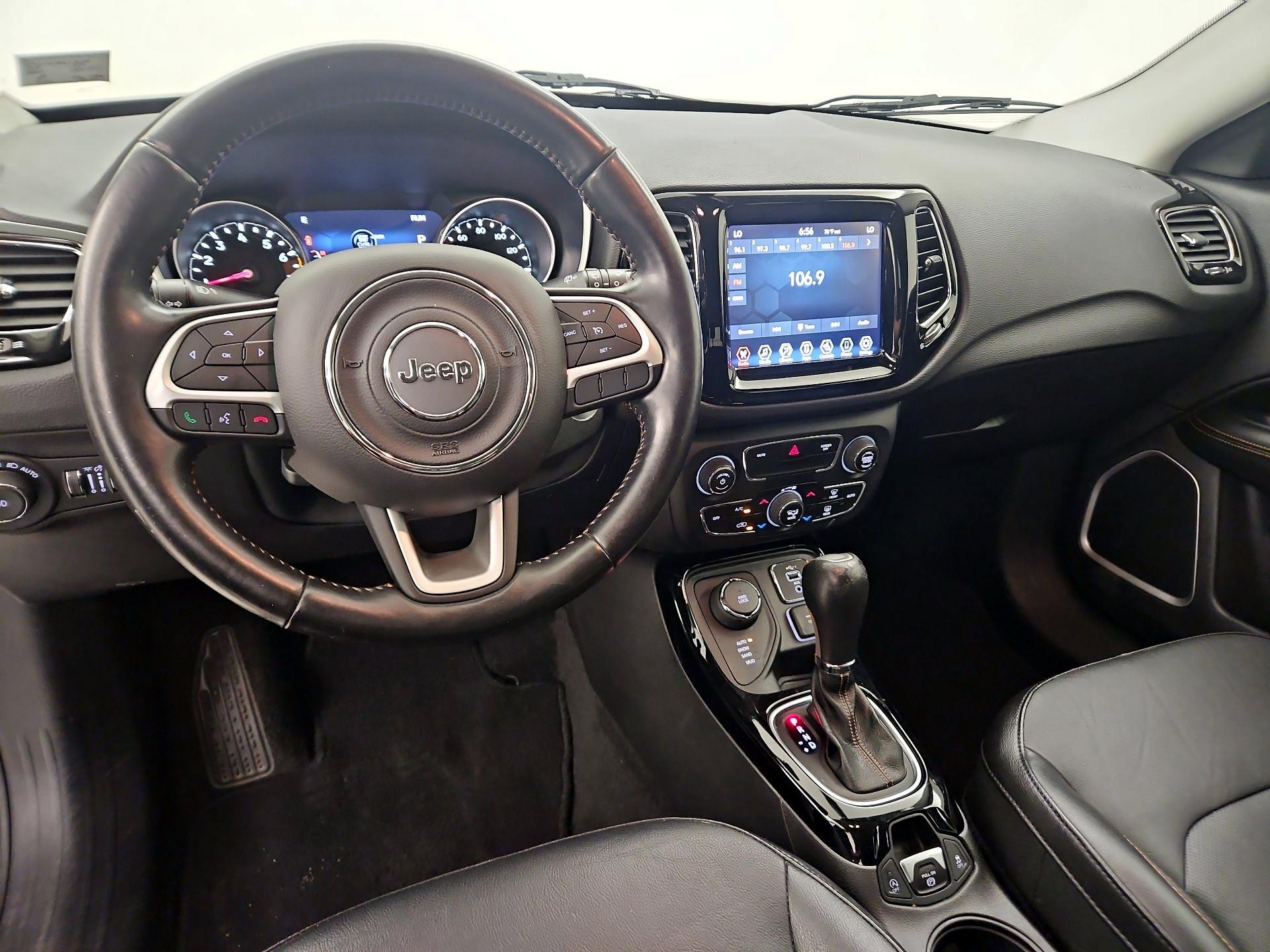 Thumbnail: 2020 Jeep Compass - 9