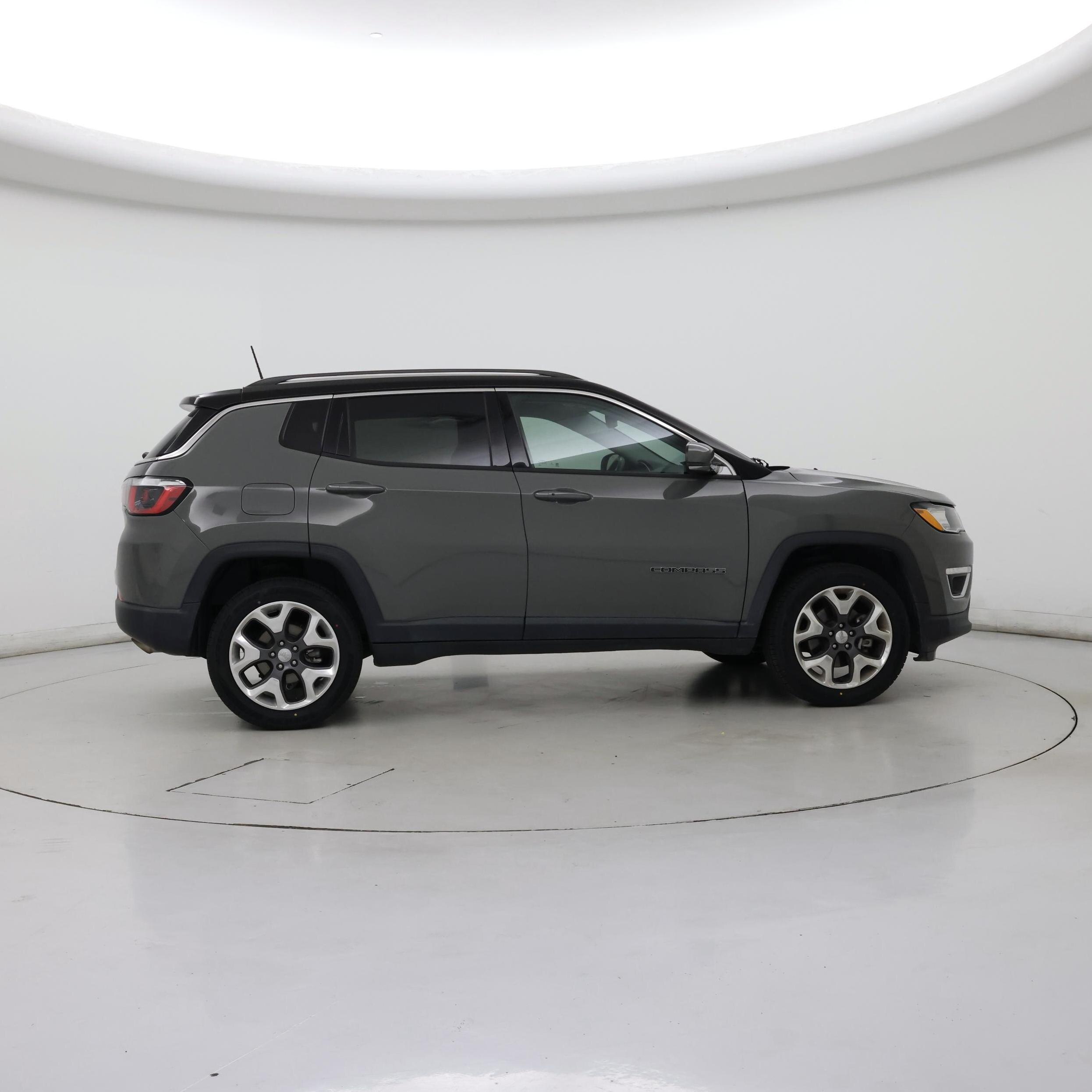 Thumbnail: 2020 Jeep Compass - 7