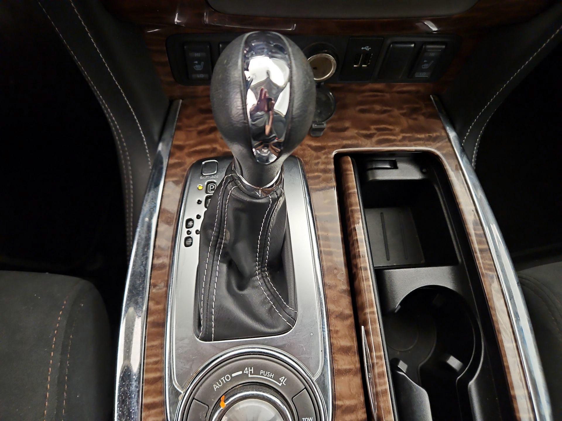 Thumbnail: 2020 Nissan Armada - 18