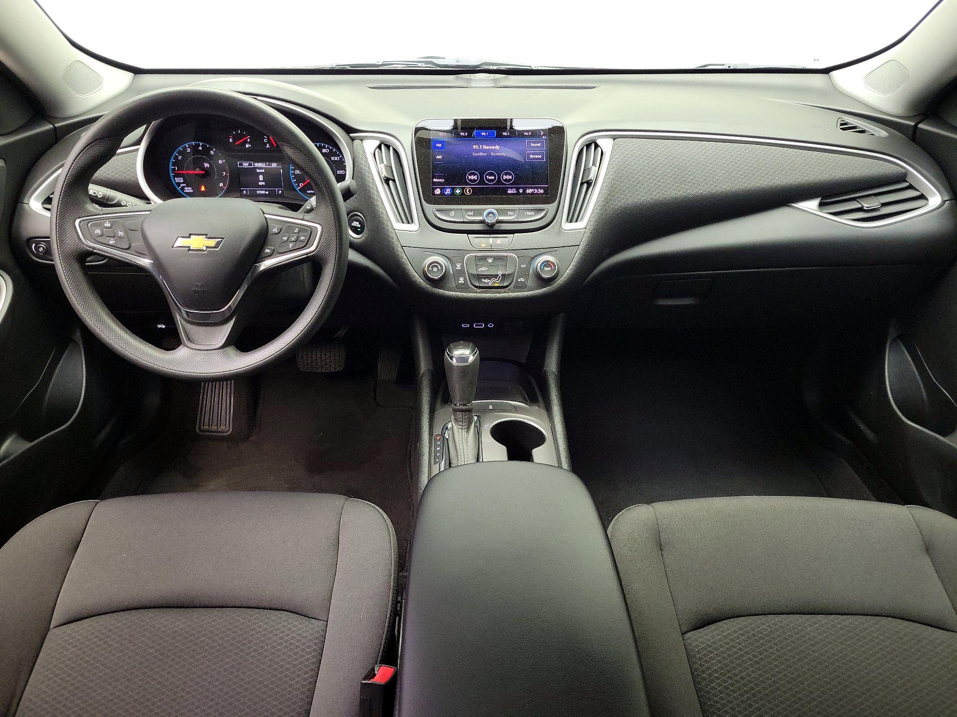 Thumbnail: 2020 Chevrolet Malibu - 9