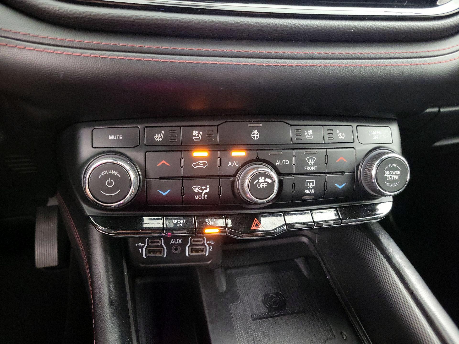 Thumbnail: 2021 Dodge Durango - 17