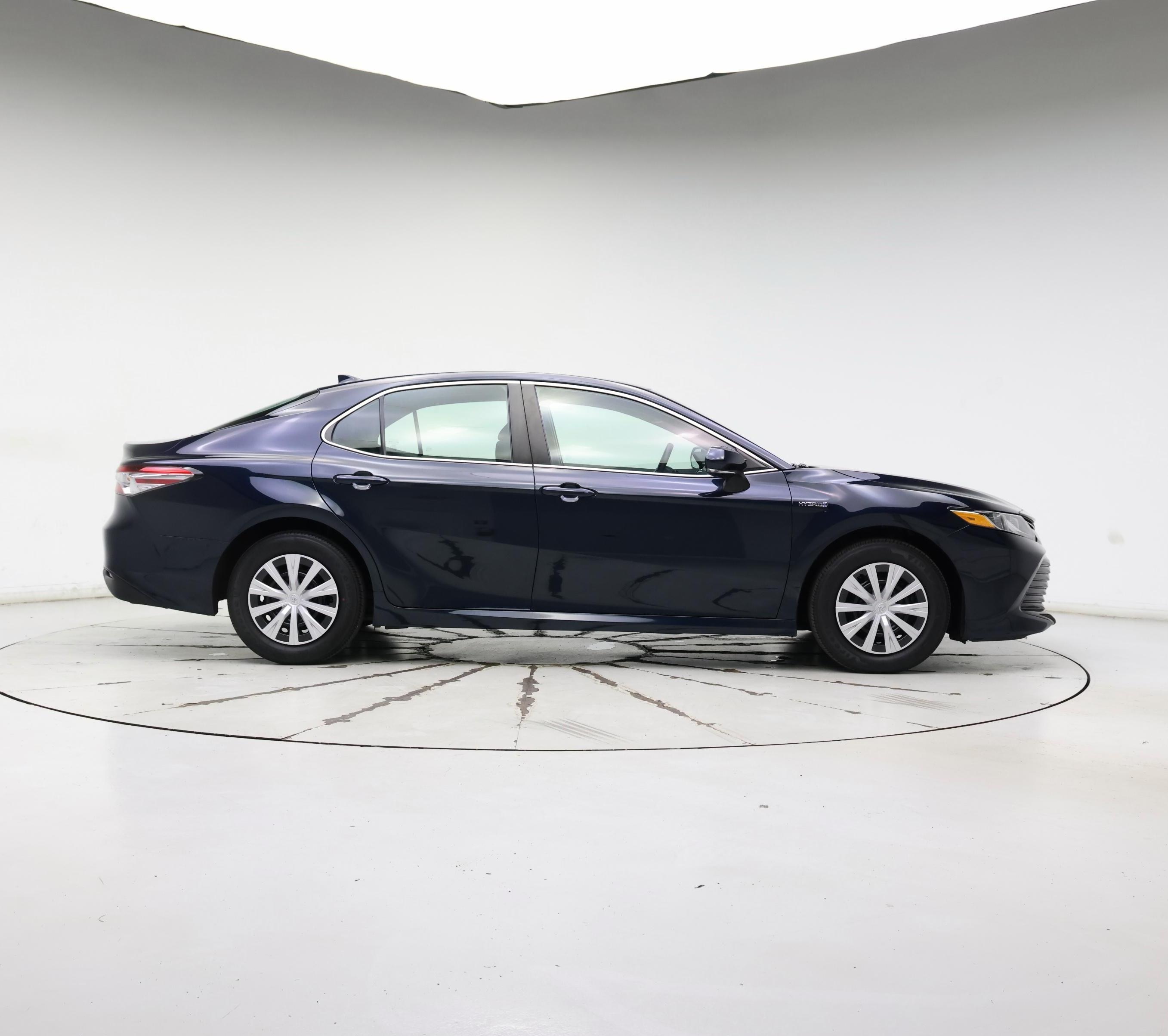 Thumbnail: 2020 Toyota Camry - 7
