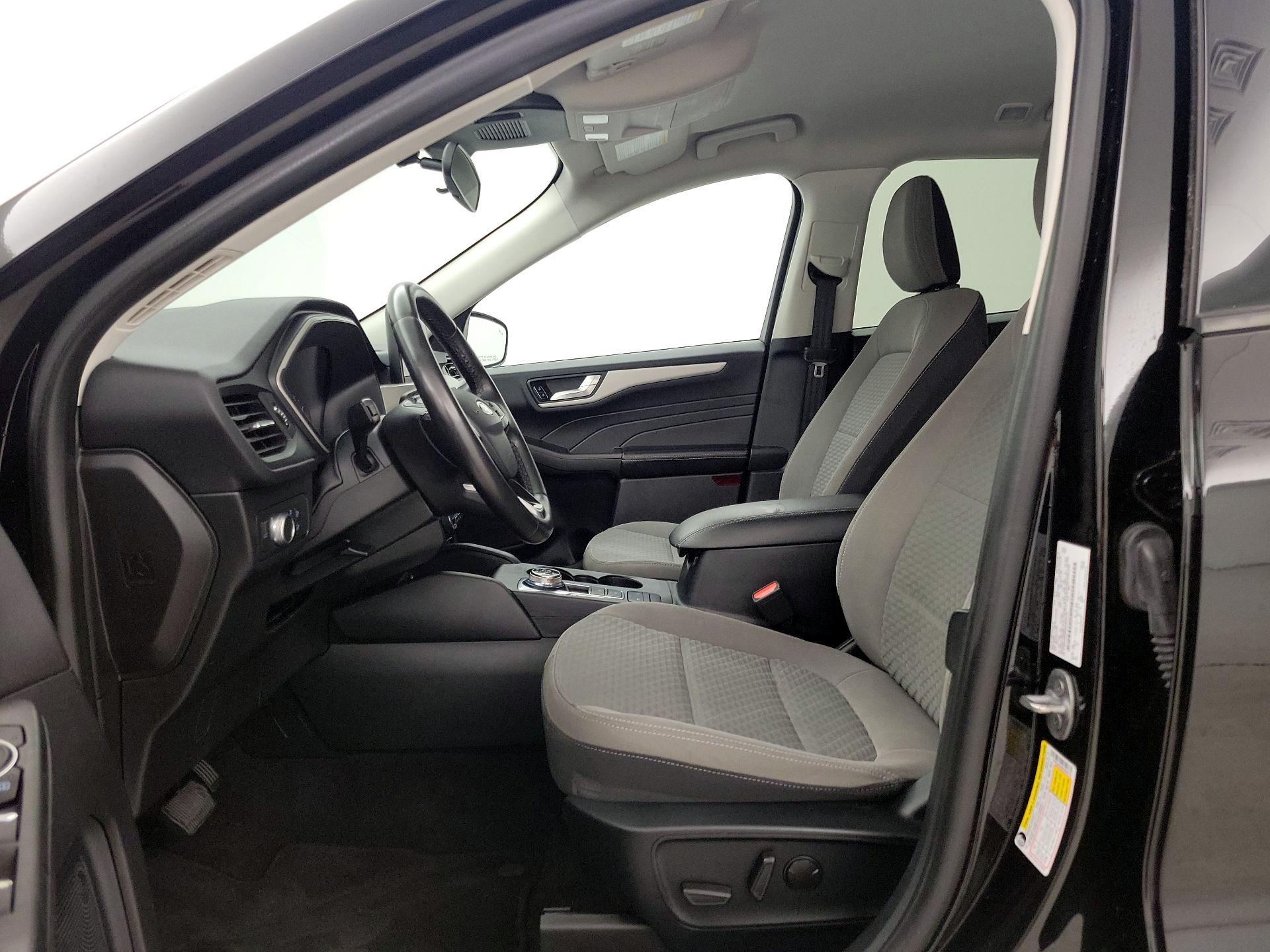 Thumbnail: 2021 Ford Escape - 11