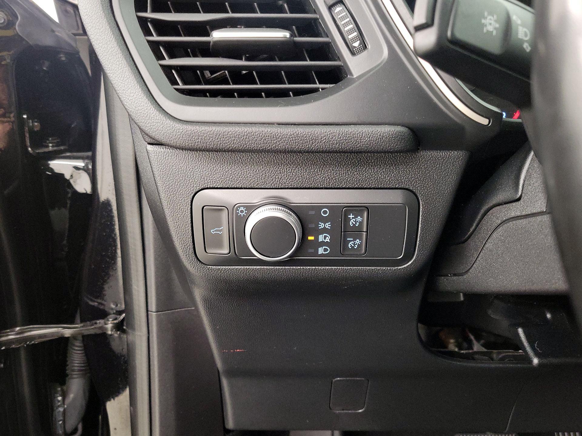 Thumbnail: 2021 Ford Escape - 13