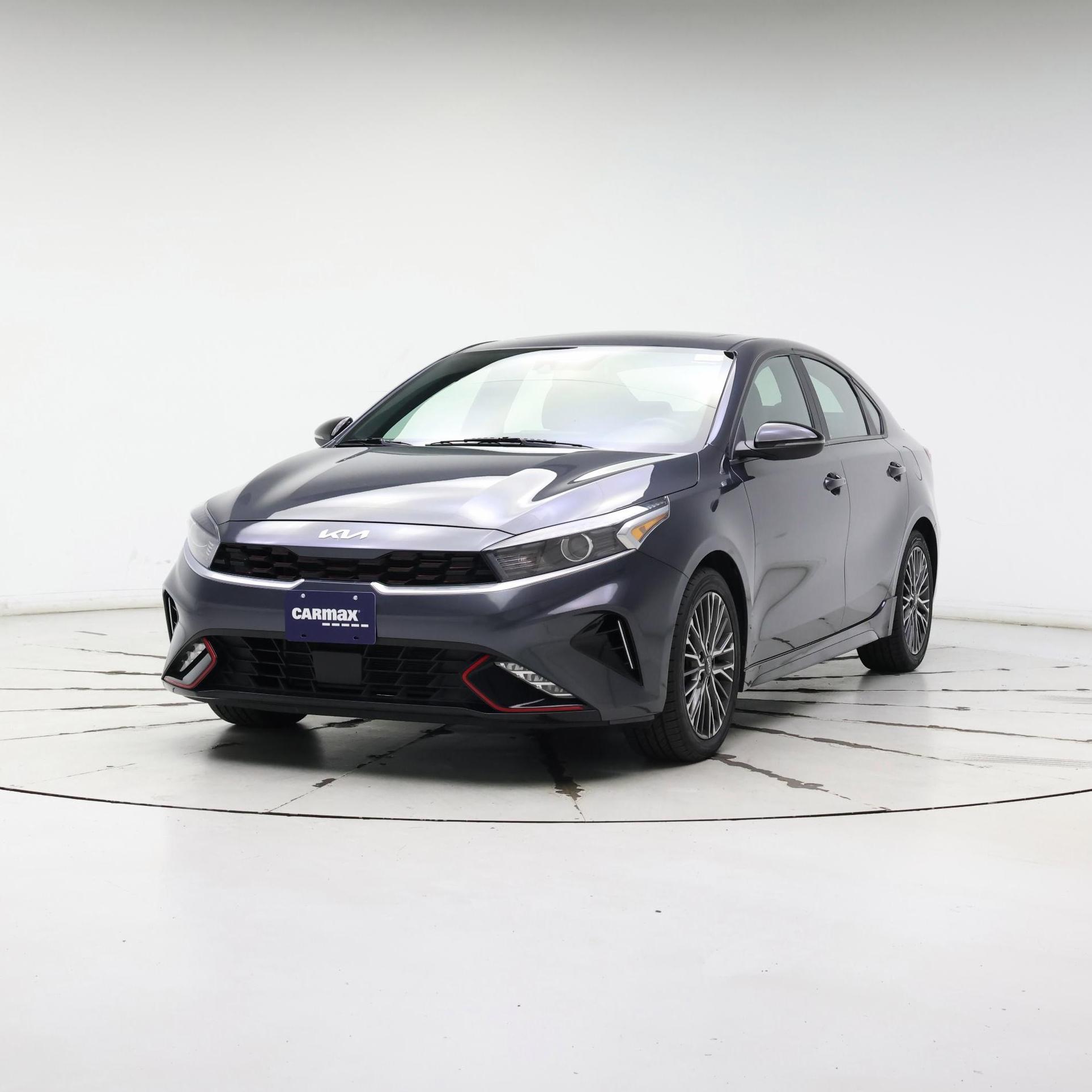 Thumbnail: 2023 Kia Forte - 4