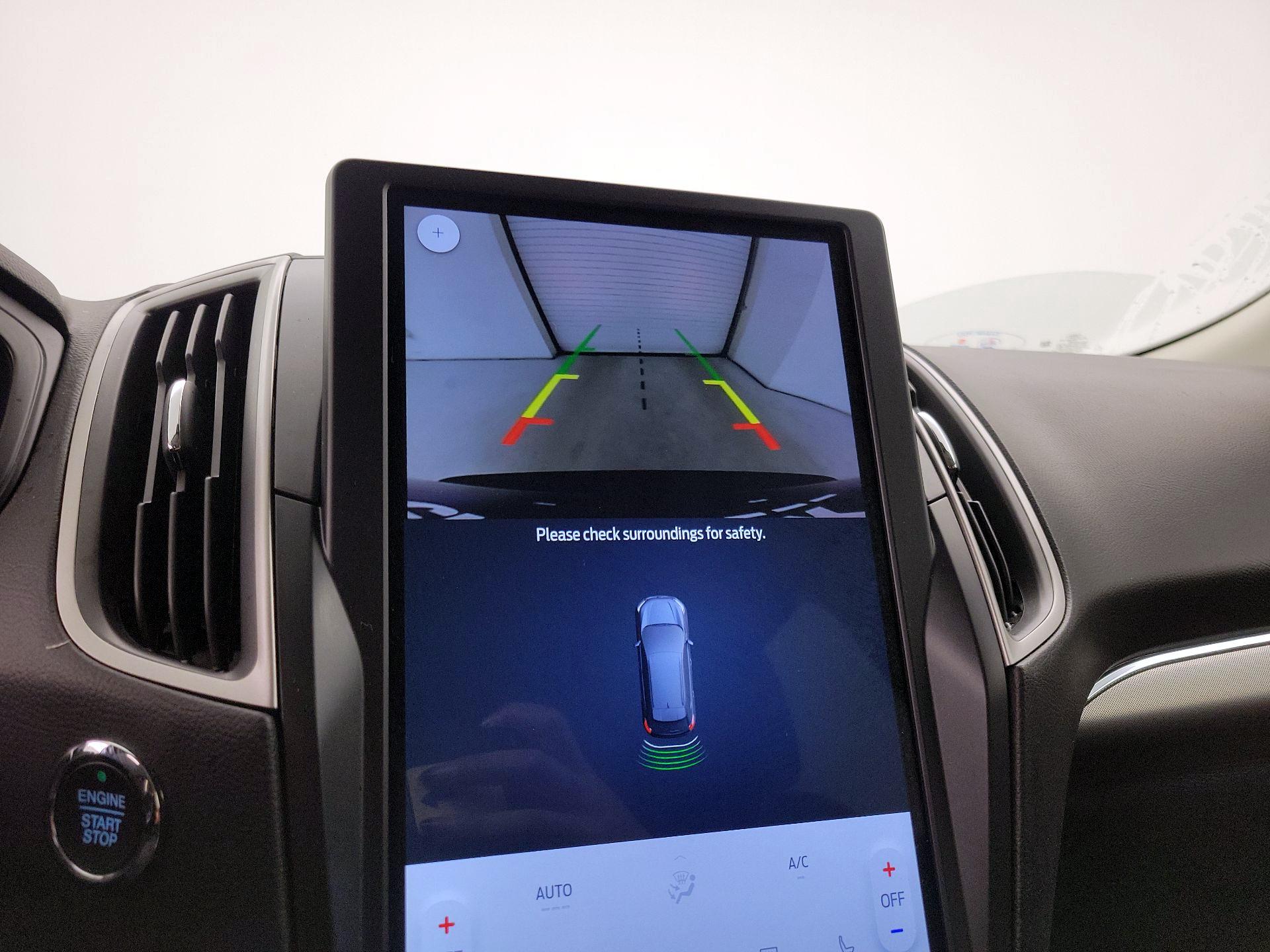 Thumbnail: 2022 Ford Edge - 14