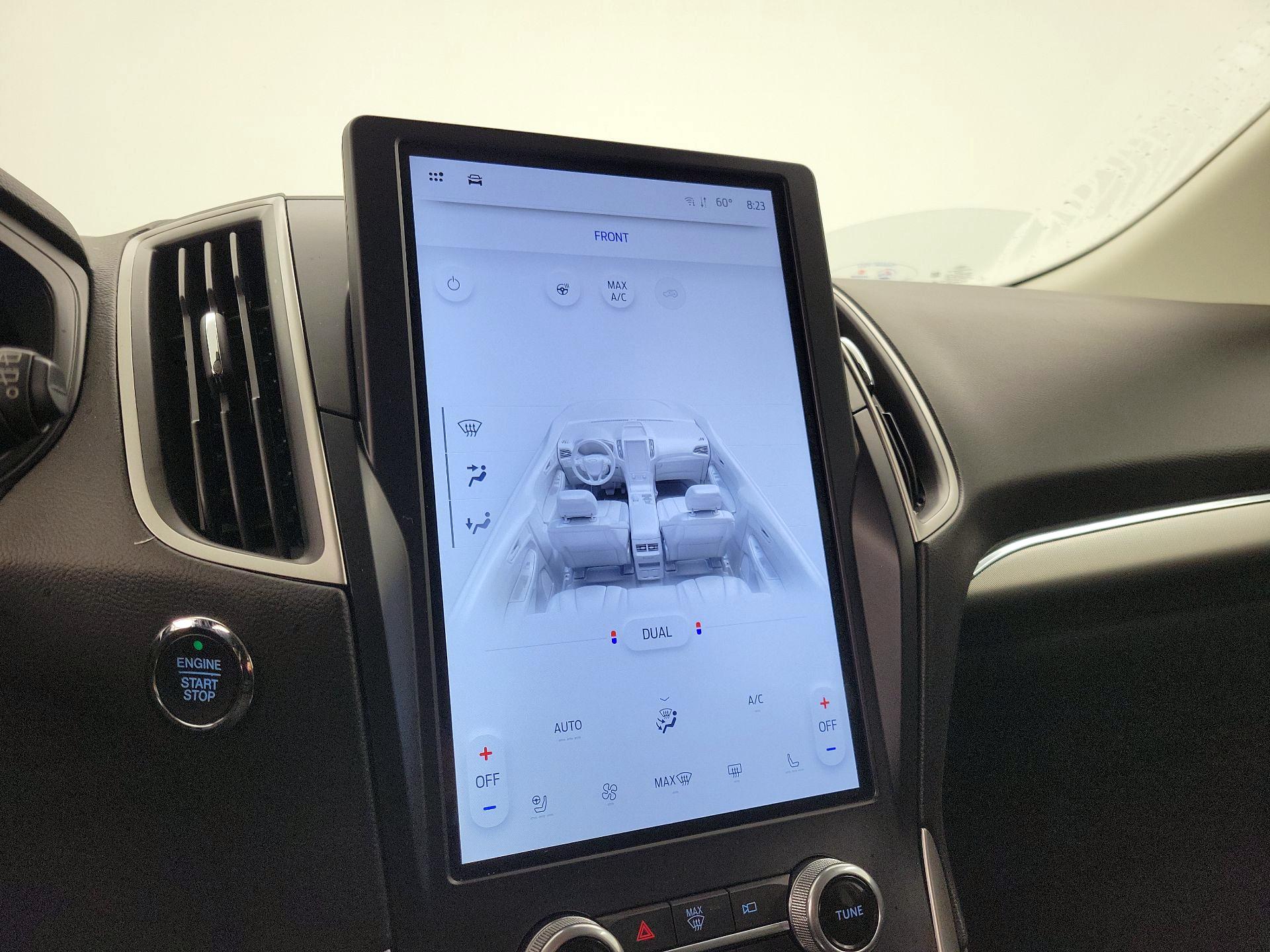 Thumbnail: 2022 Ford Edge - 16