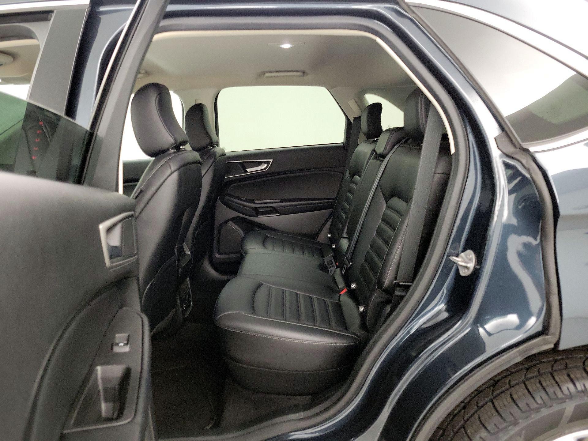 Thumbnail: 2022 Ford Edge - 19