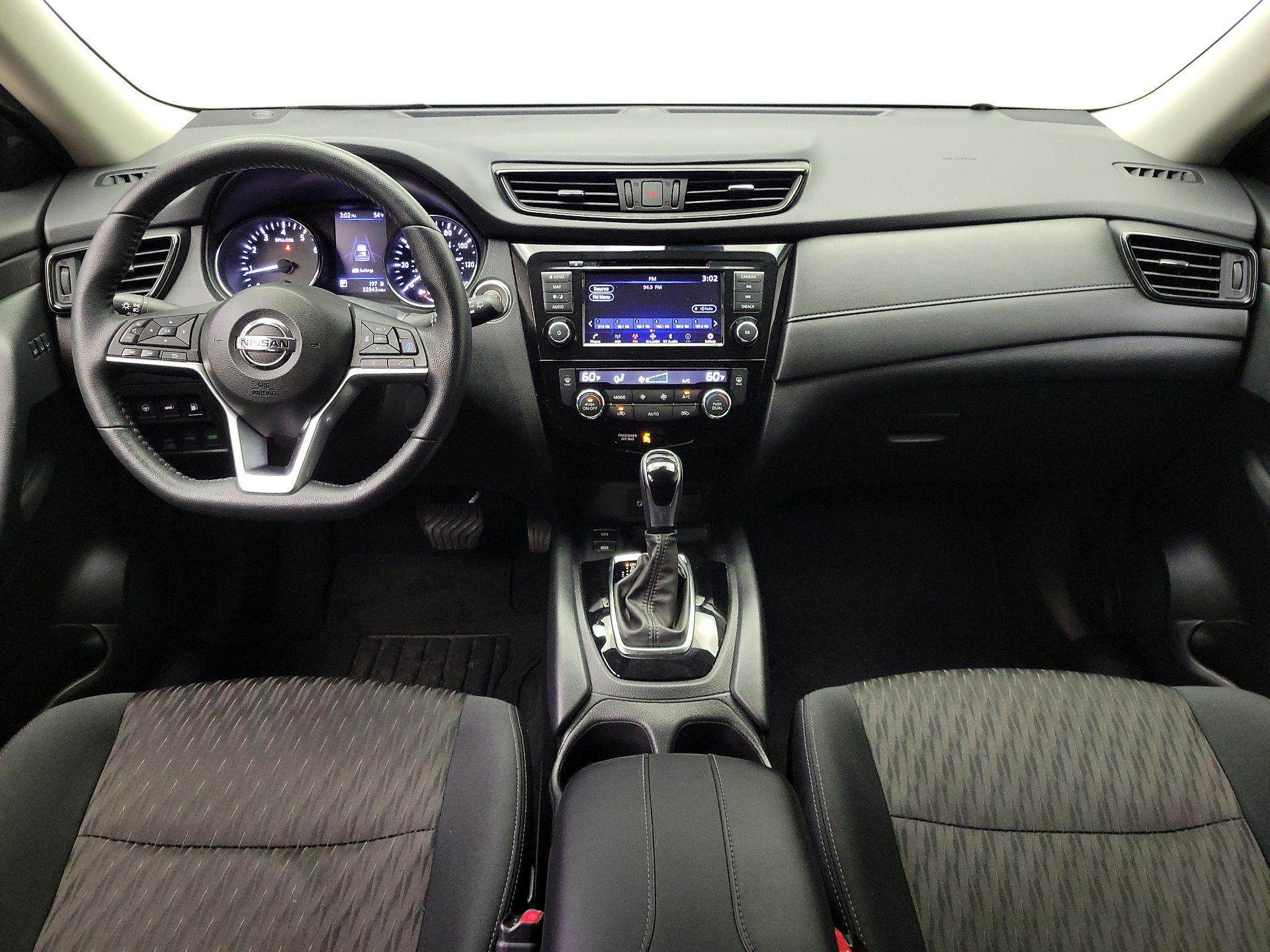 Thumbnail: 2020 Nissan Rogue - 9