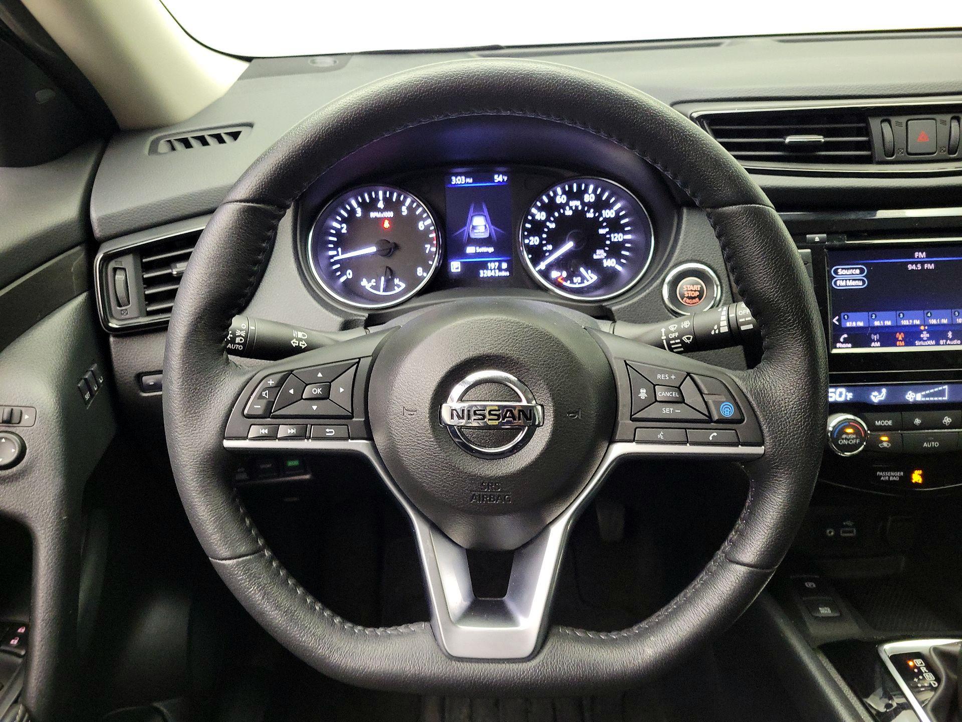 Thumbnail: 2020 Nissan Rogue - 10