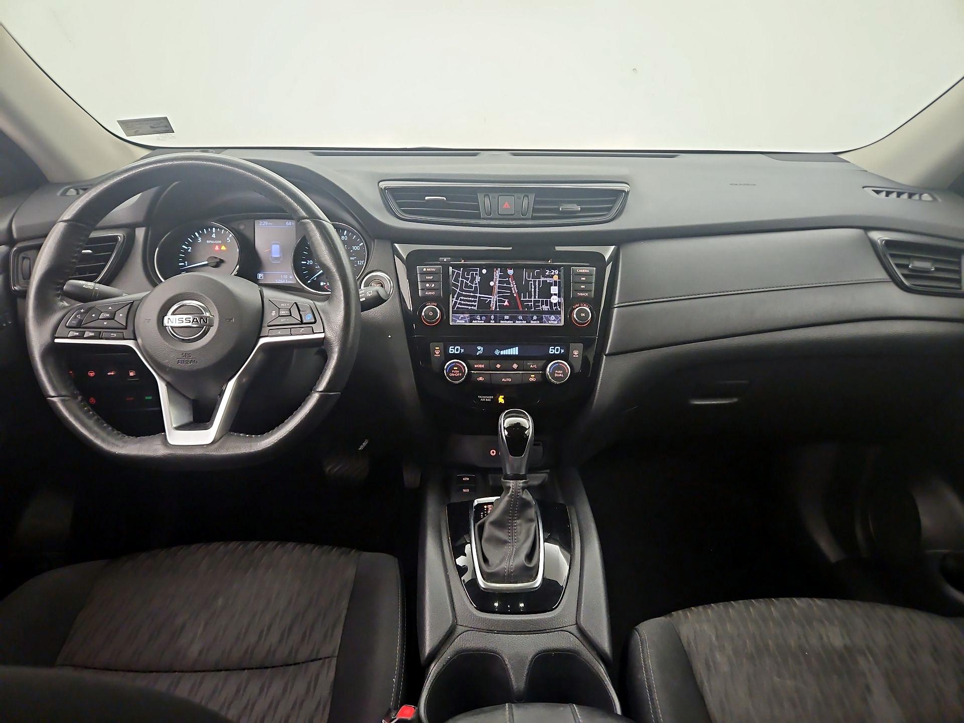 Thumbnail: 2020 Nissan Rogue - 9