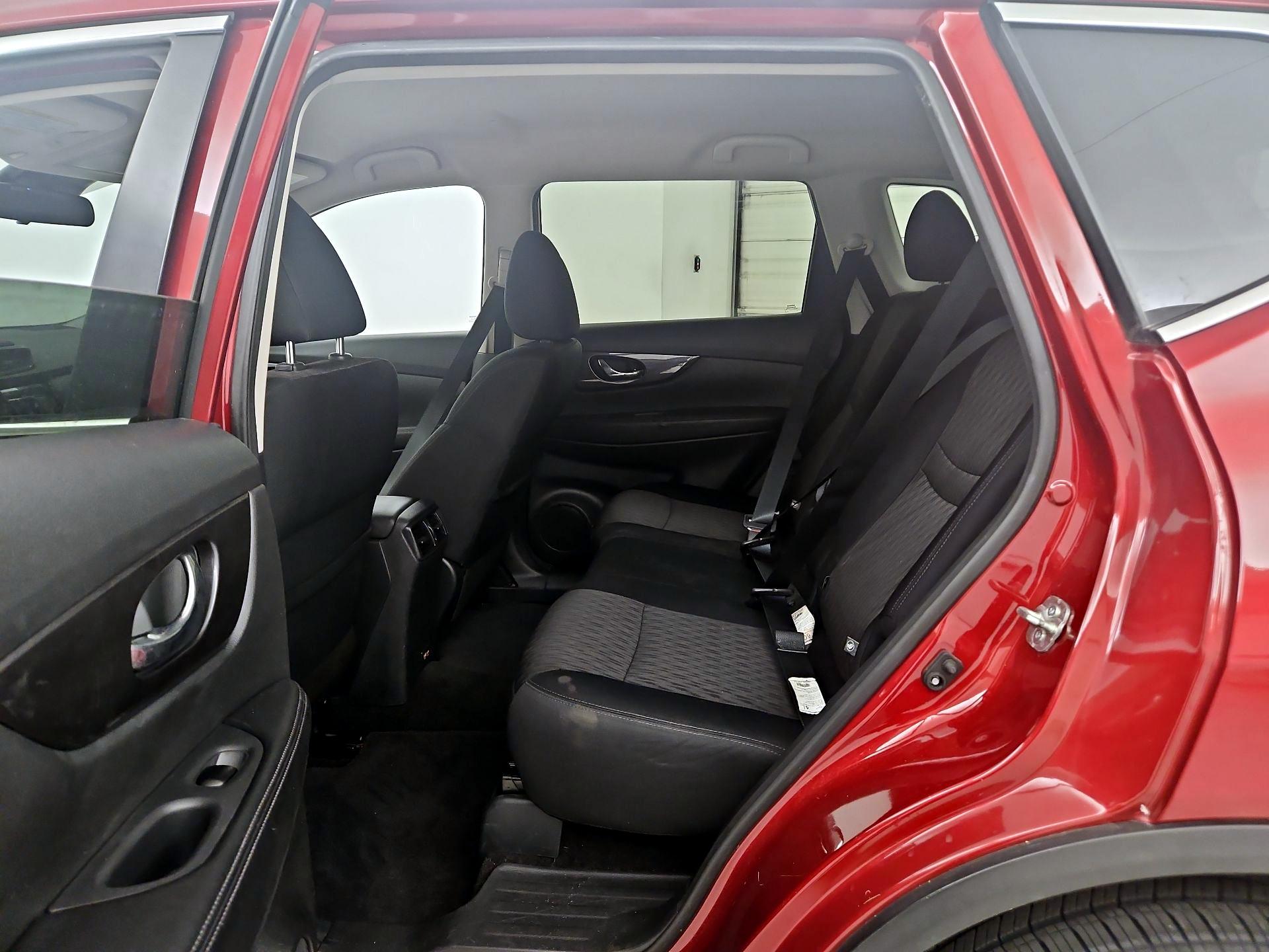 Thumbnail: 2020 Nissan Rogue - 20