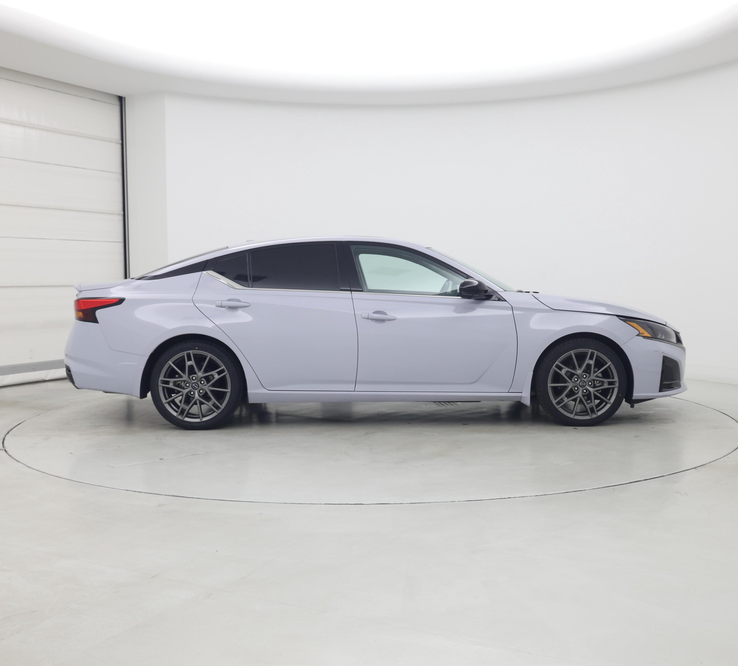 Thumbnail: 2023 Nissan Altima - 7