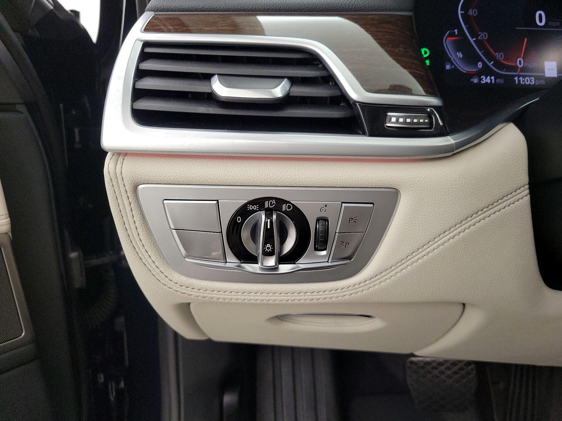 Thumbnail: 2020 BMW 7 Series - 13