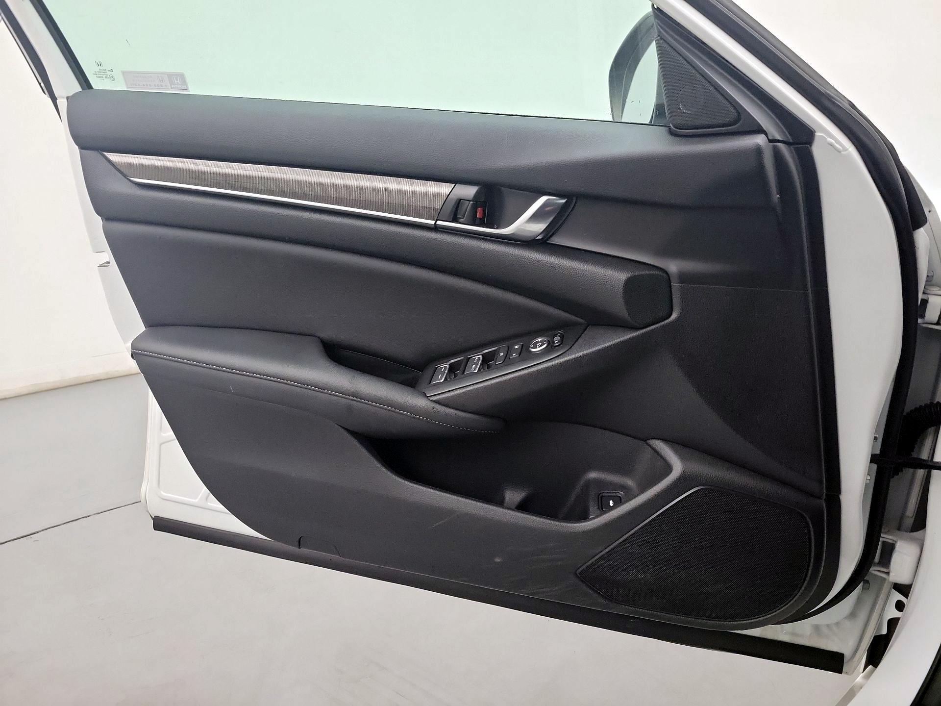 Thumbnail: 2021 Honda Accord - 12