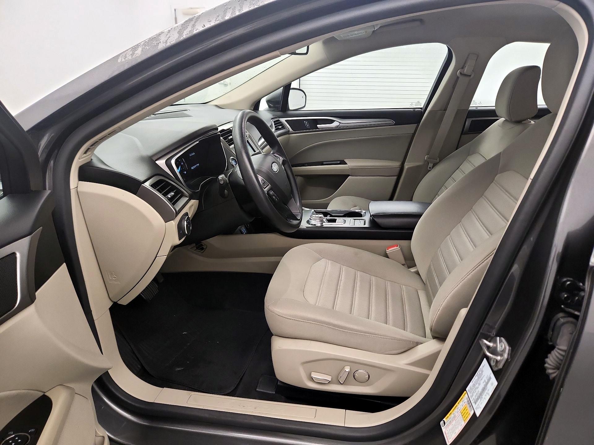 Thumbnail: 2020 Ford Fusion - 11