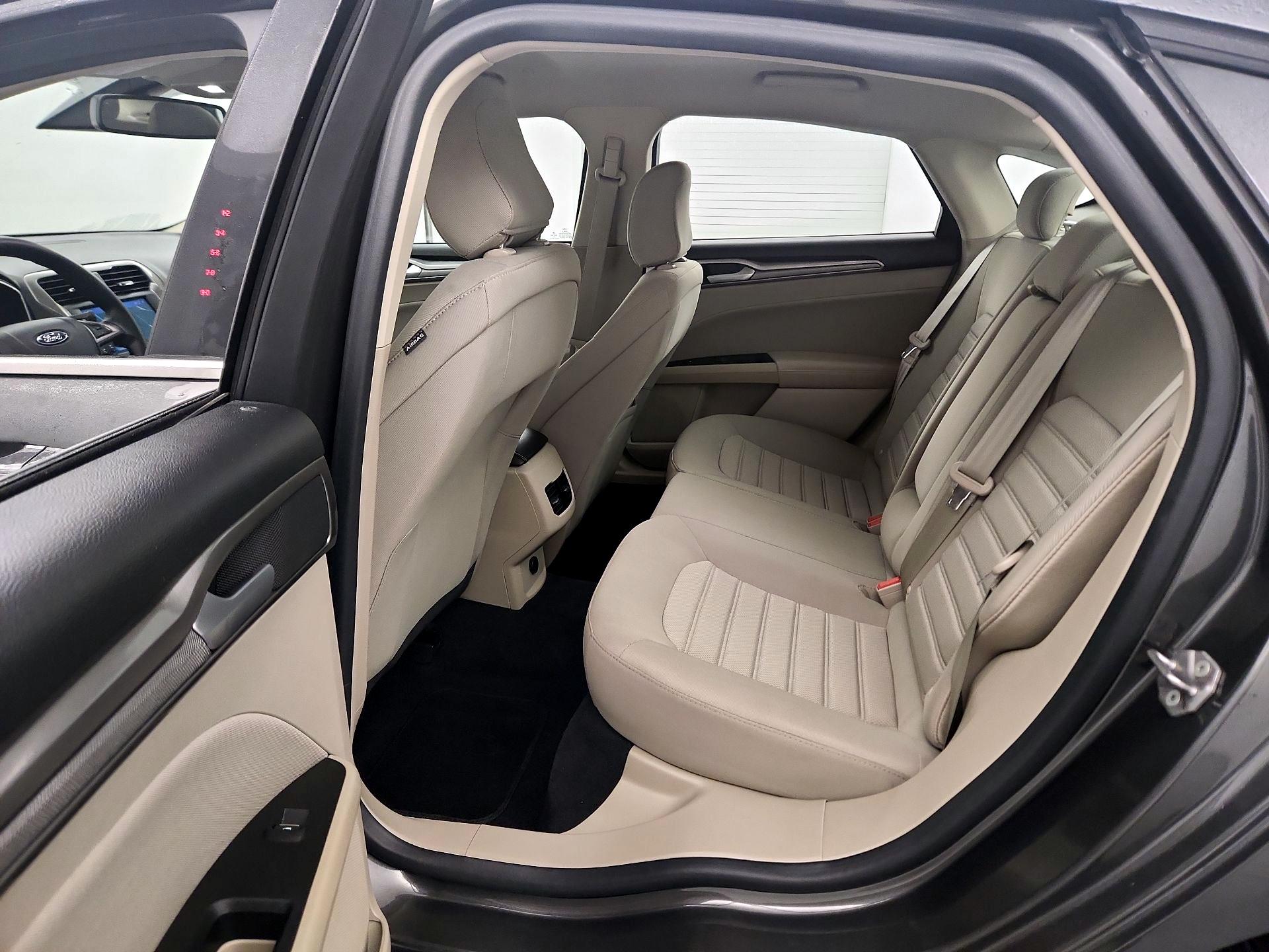 Thumbnail: 2020 Ford Fusion - 20
