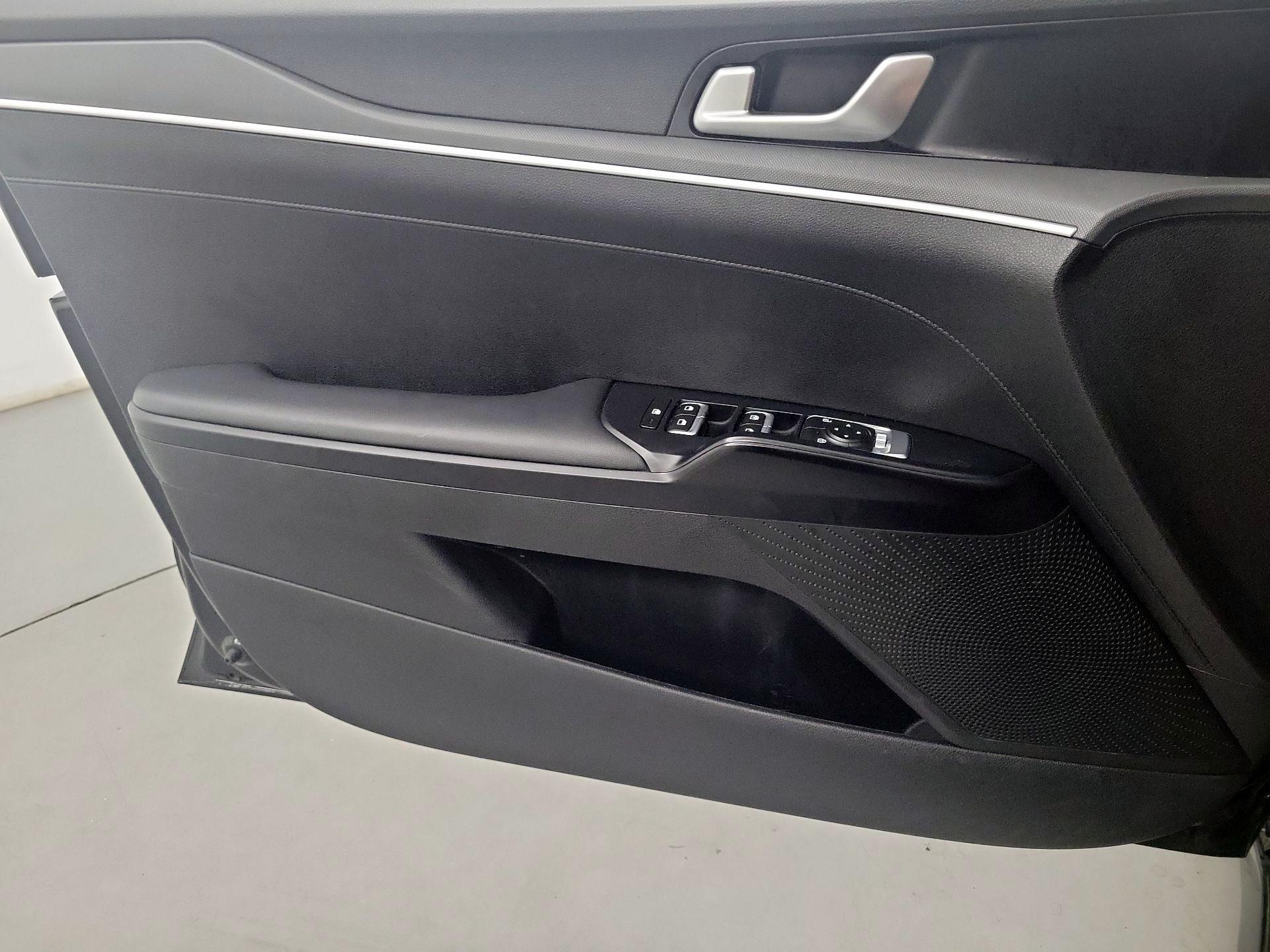 Thumbnail: 2022 Kia K5 - 12