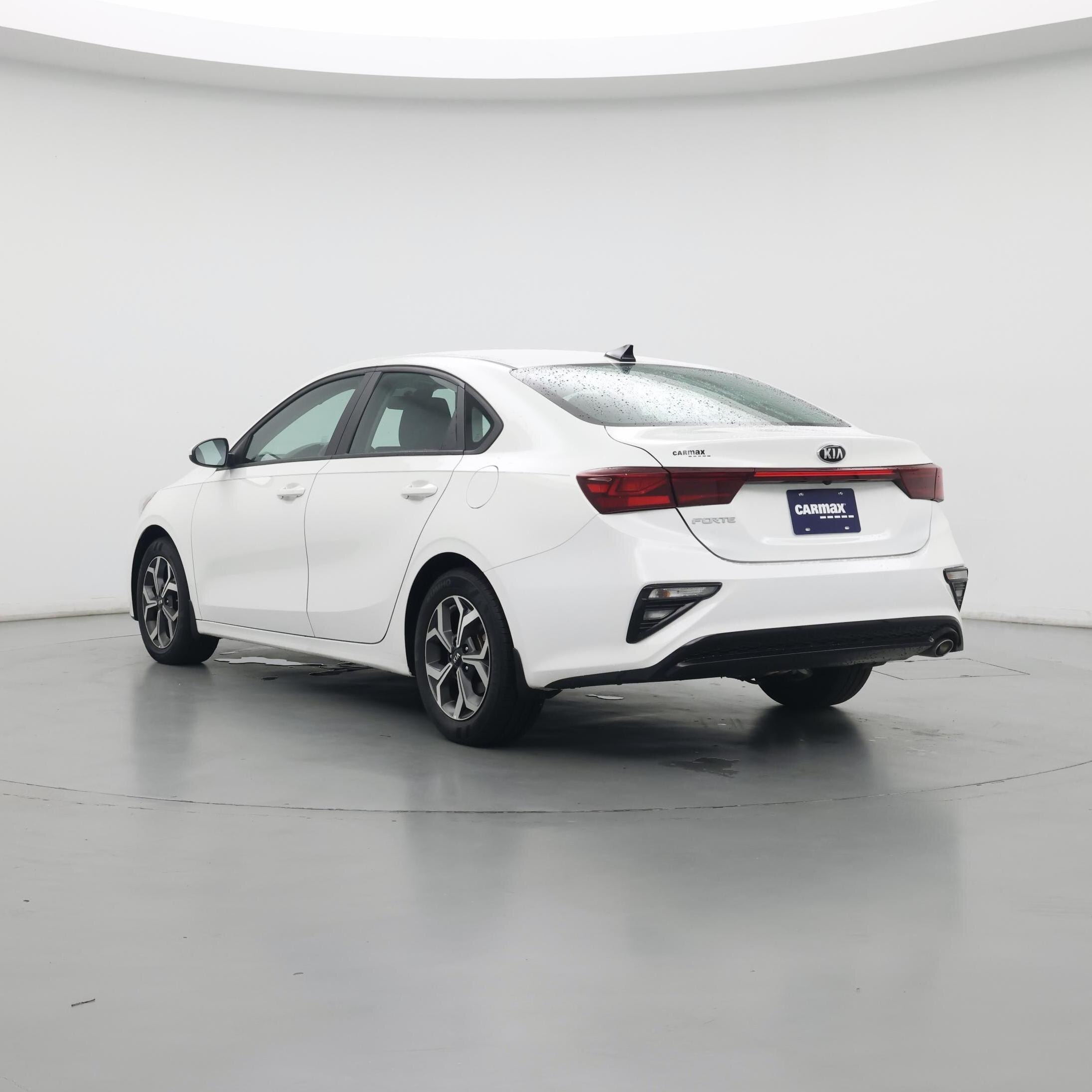 Thumbnail: 2021 Kia Forte - 2