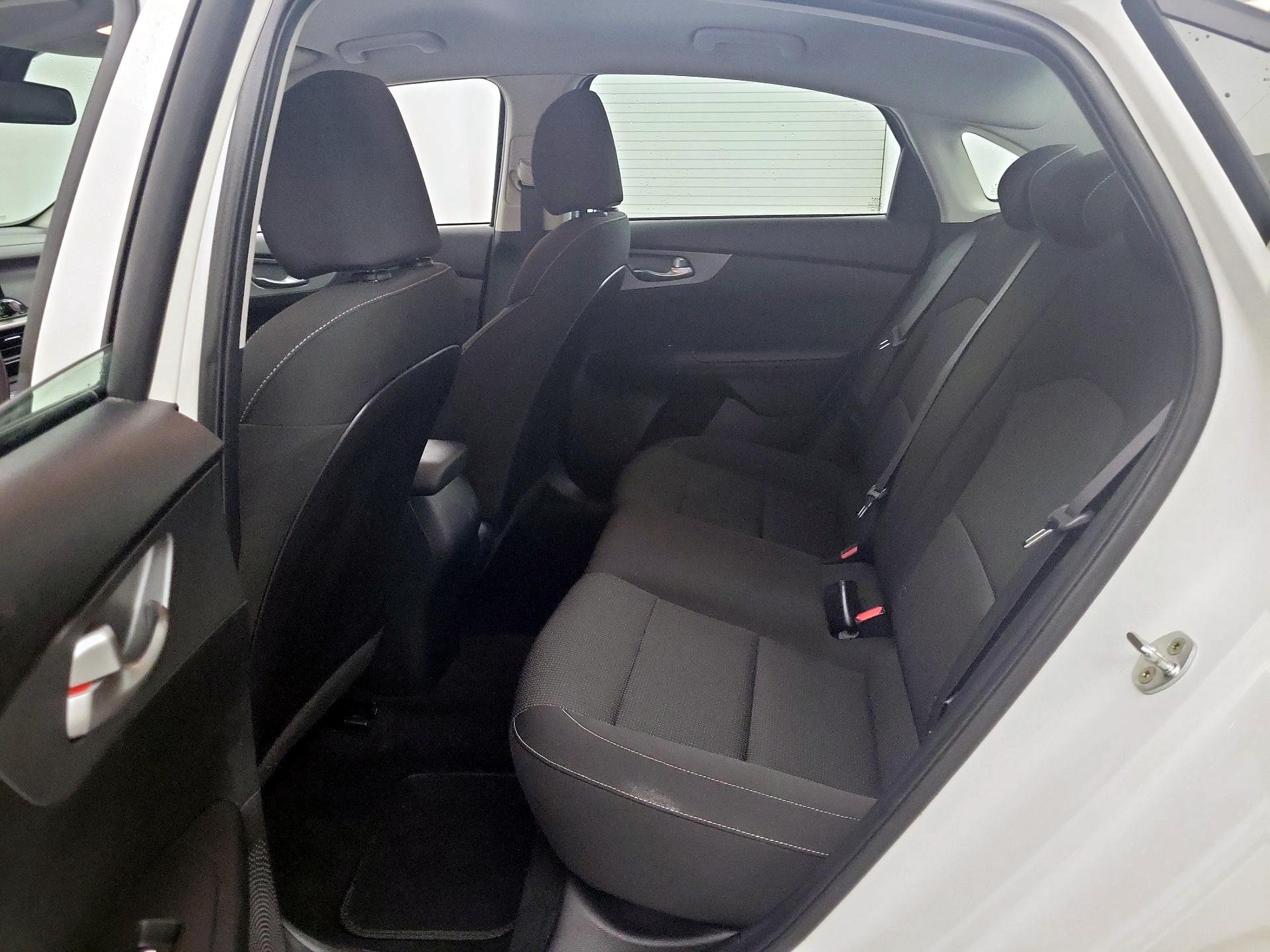 Thumbnail: 2021 Kia Forte - 19