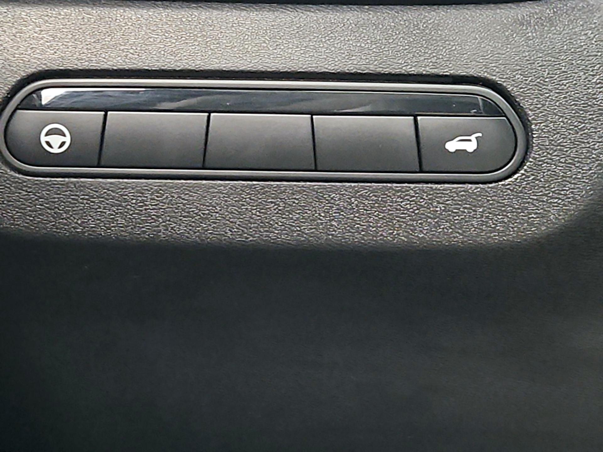 Thumbnail: 2023 INFINITI QX60 - 13