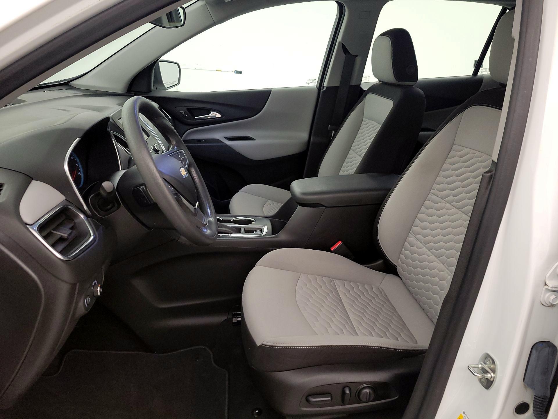 Thumbnail: 2021 Chevrolet Equinox - 9