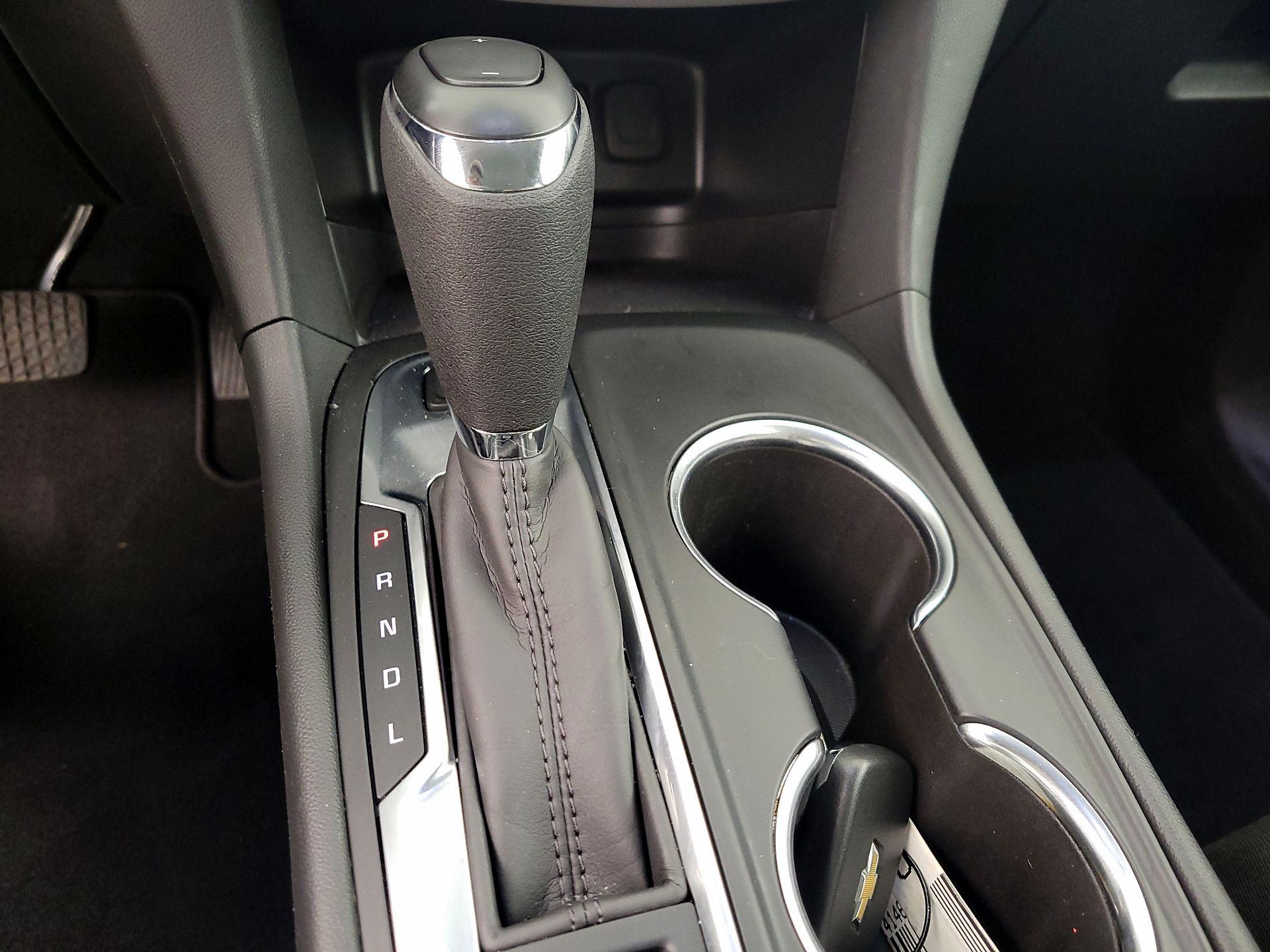 Thumbnail: 2021 Chevrolet Equinox - 15