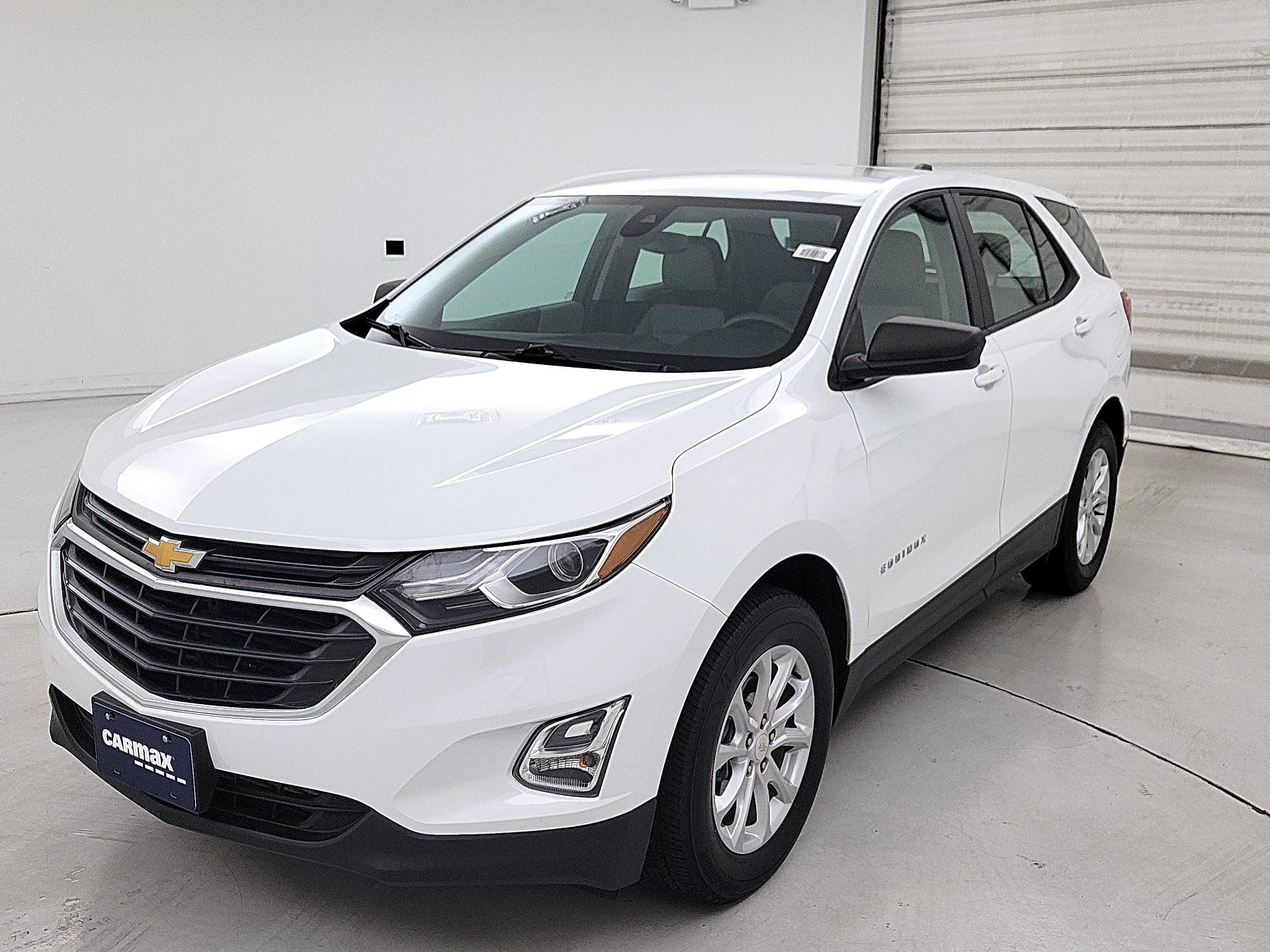 Thumbnail: 2021 Chevrolet Equinox - 3